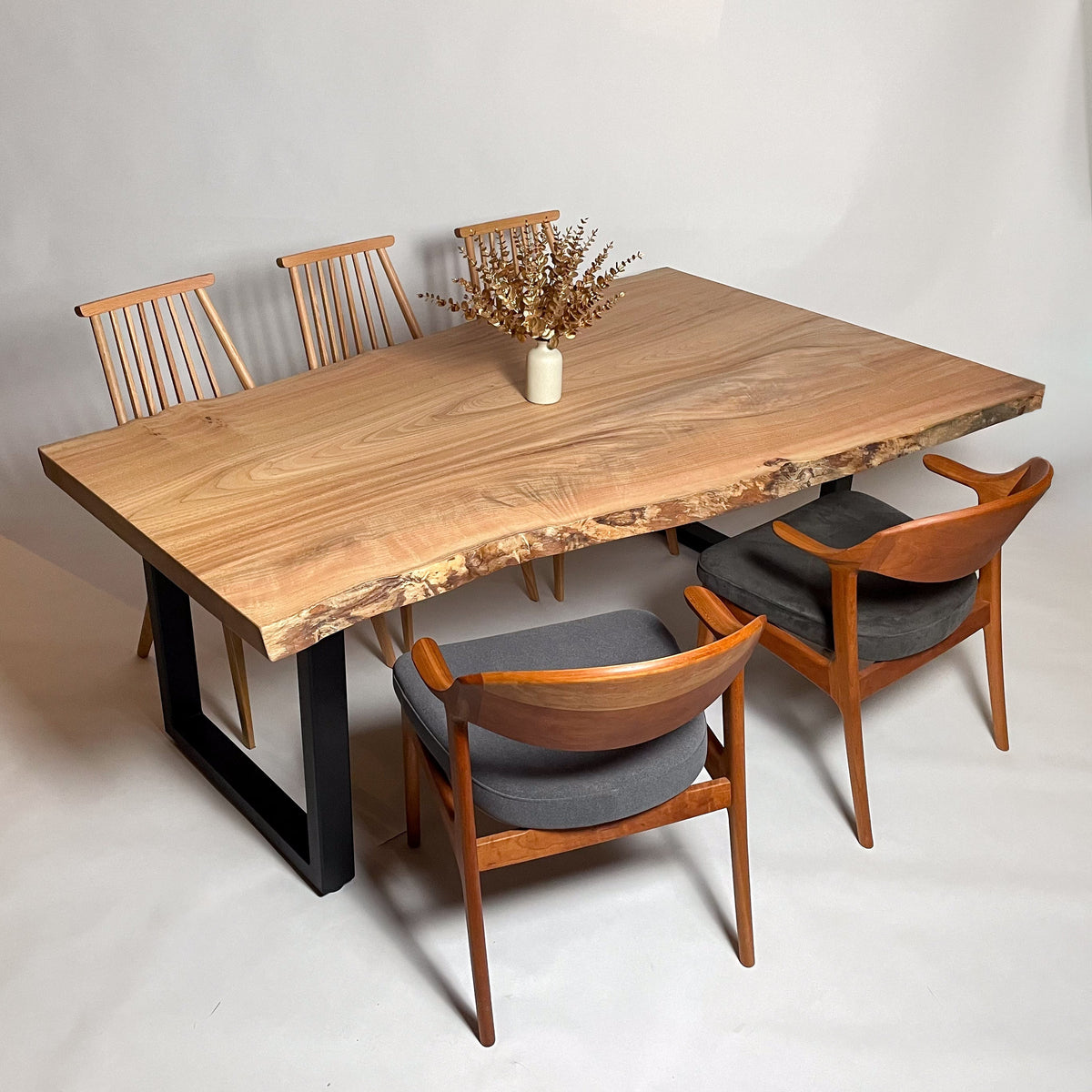 No.1807 楠一枚板 木肌が誘う静謐なひととき – 【公式】鬼童銘木