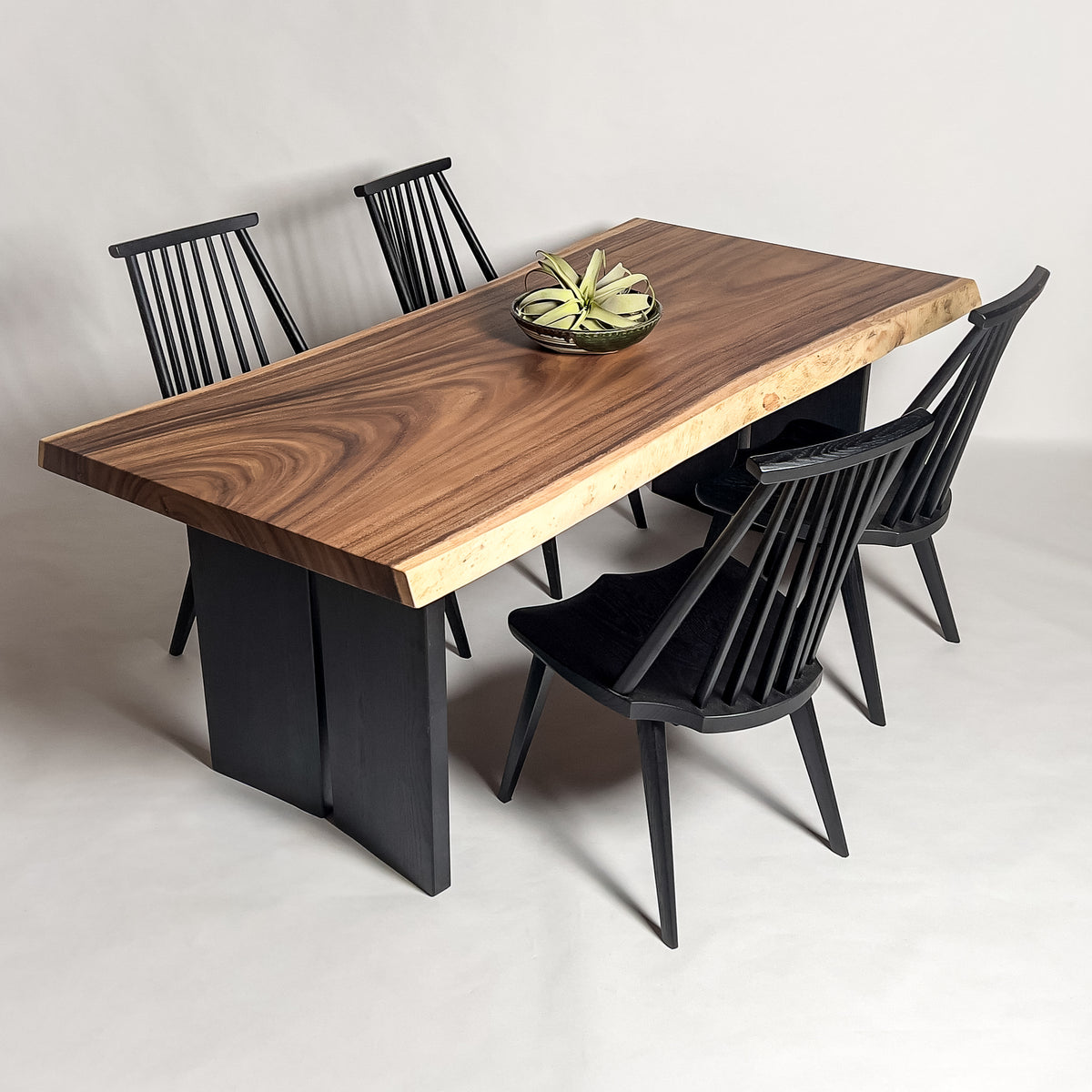 KIDO MEIMOKU モンキーポッド一枚板ダイニングテーブル｜180cm（4～6人