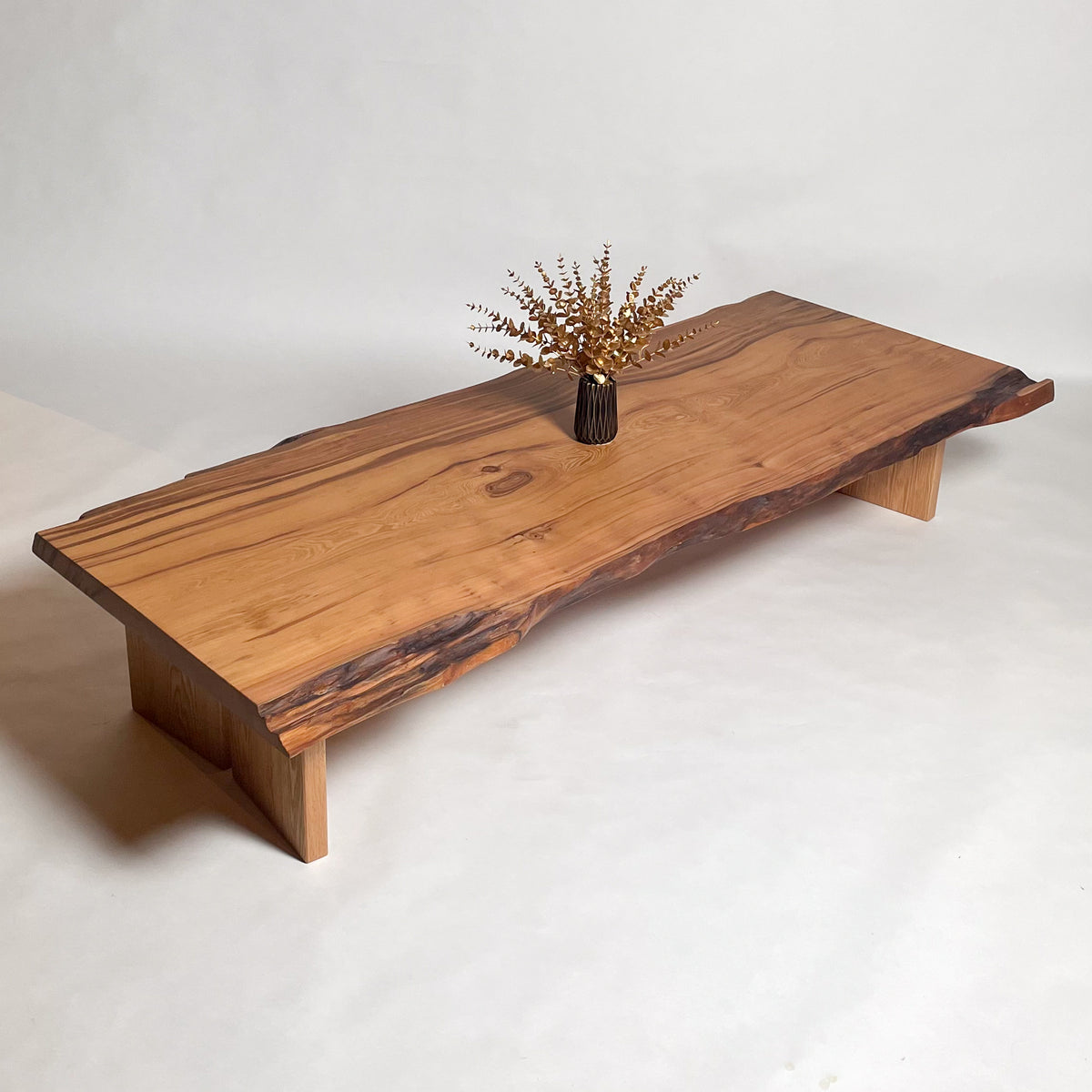 KIDO MEIMOKU 屋久杉一枚板リビングテーブル｜210cm(6人掛け) – 【公式