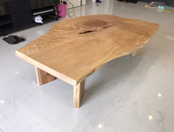 縮み杢　栃　一枚板テーブル