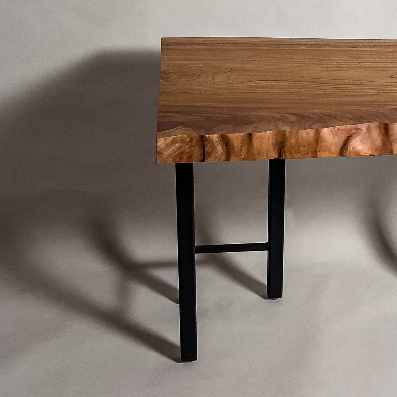 No.2403　欅（けやき）/一枚板デスク