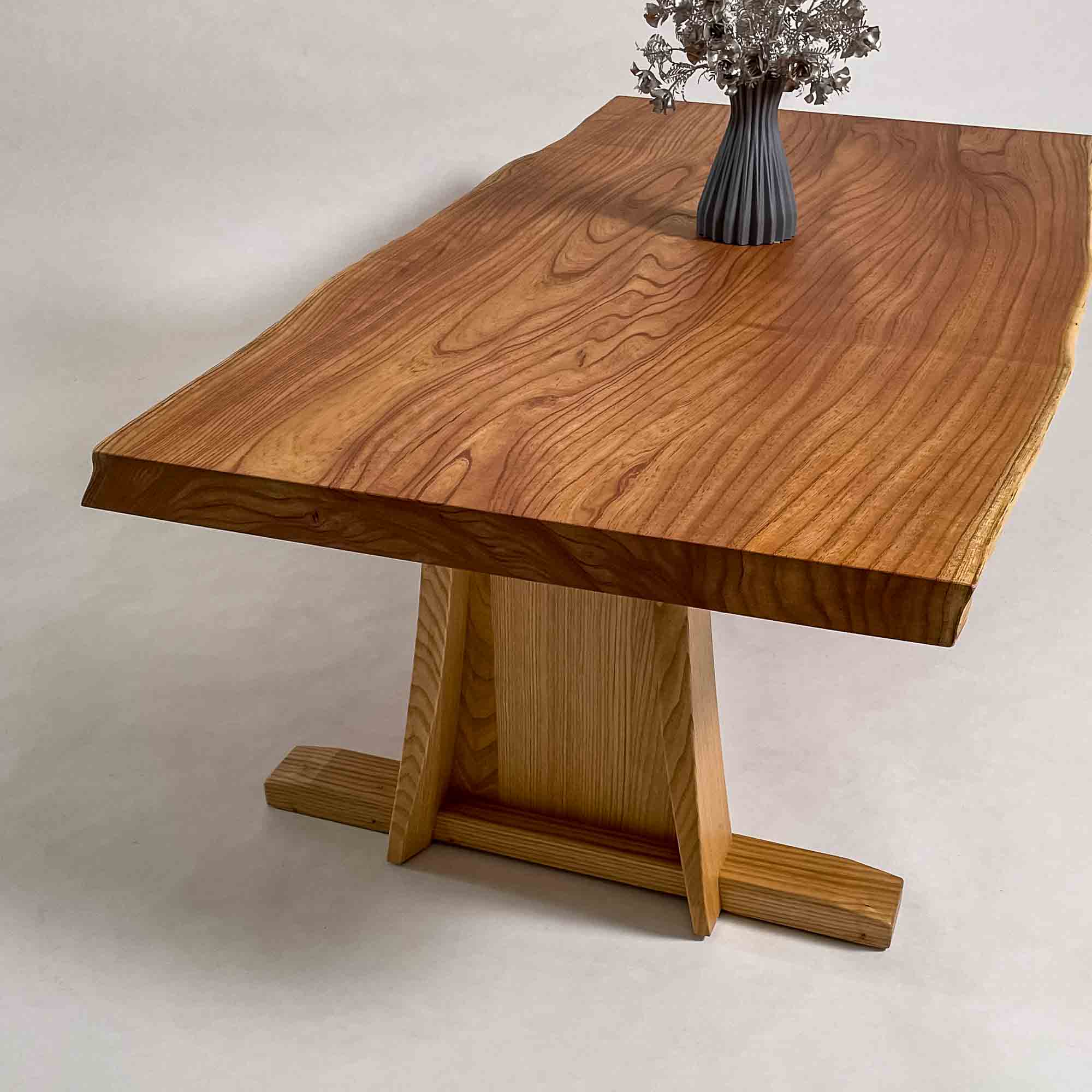 No.2385　センダン/一枚板リビングテーブル