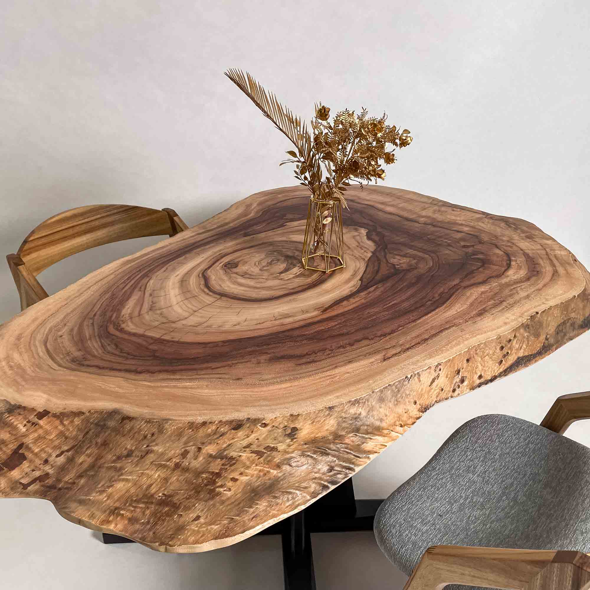 No.2458　楠（くす）/一枚板ダイニングテーブル