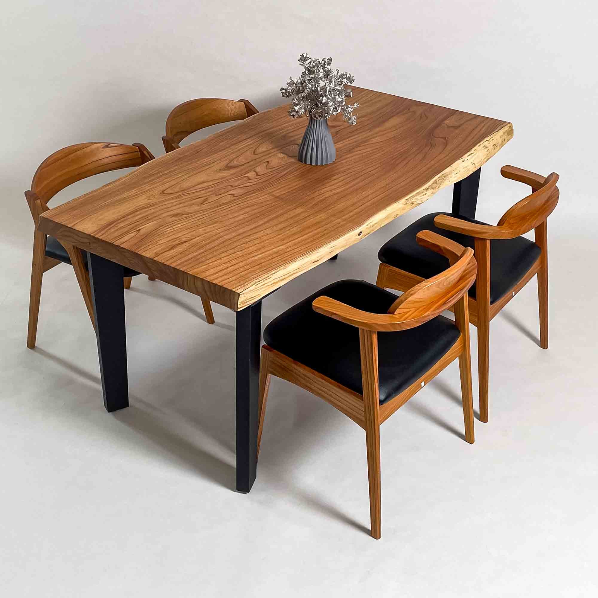 No.2385　センダン/一枚板ダイニングテーブル