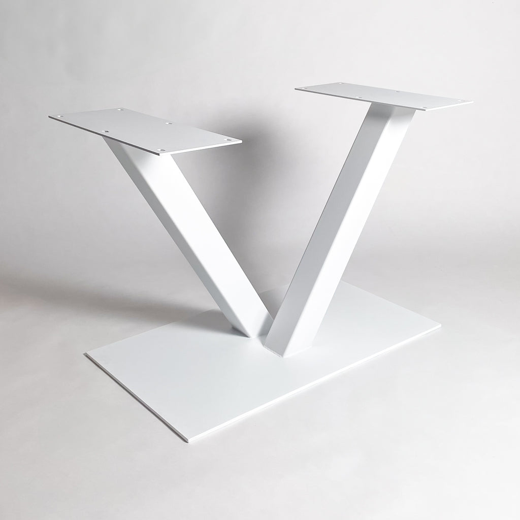 Highend V(W) /鉄製テーブル脚