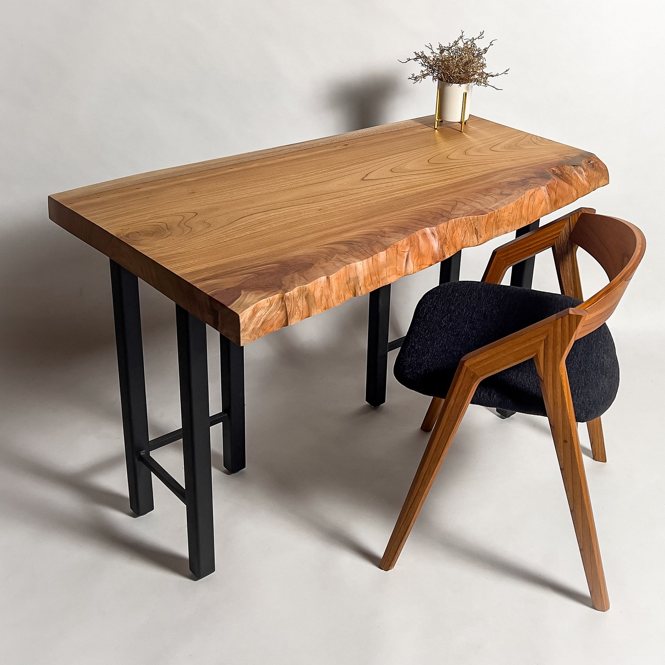 No.2403　欅（けやき）/一枚板デスク