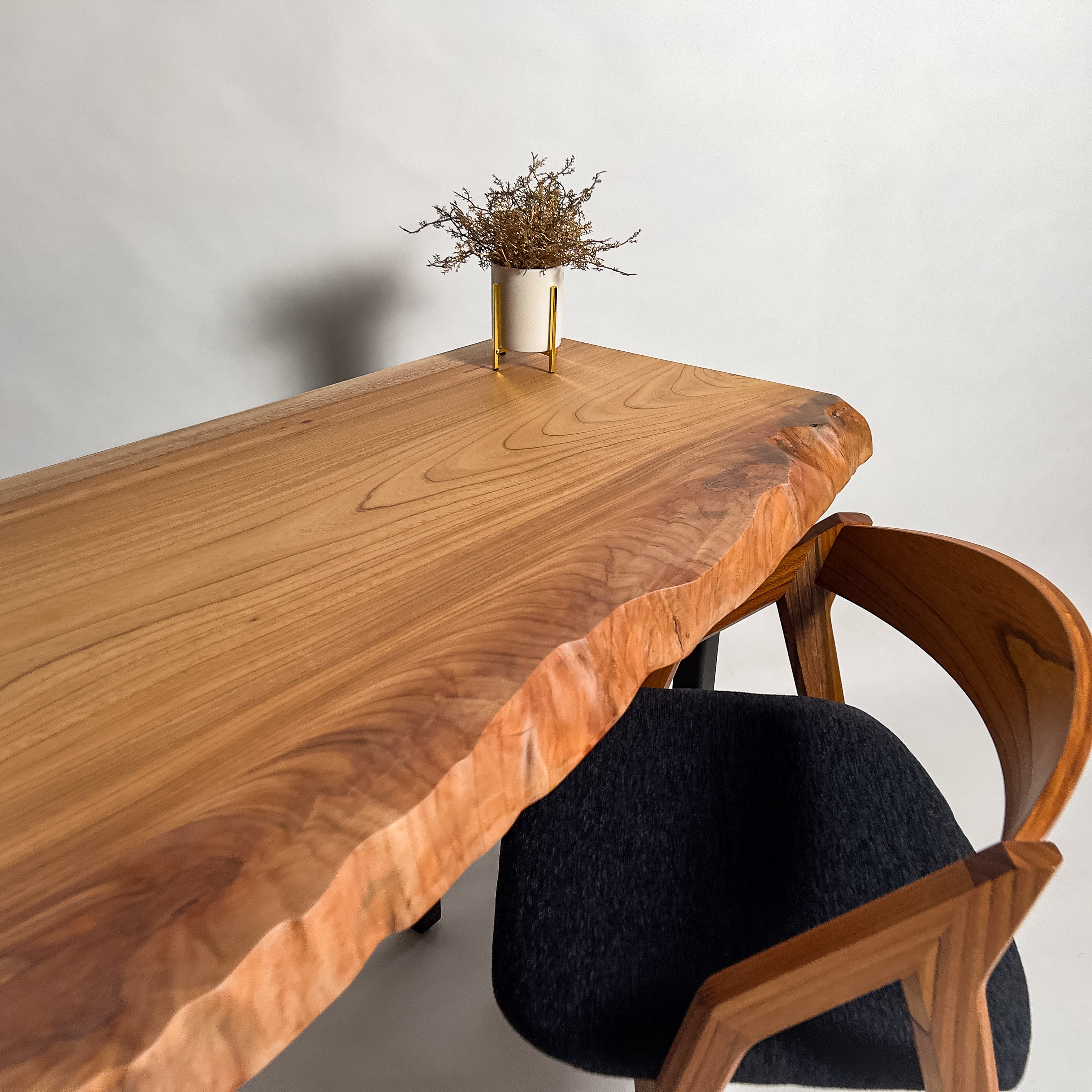 No.2403　欅（けやき）/一枚板デスク