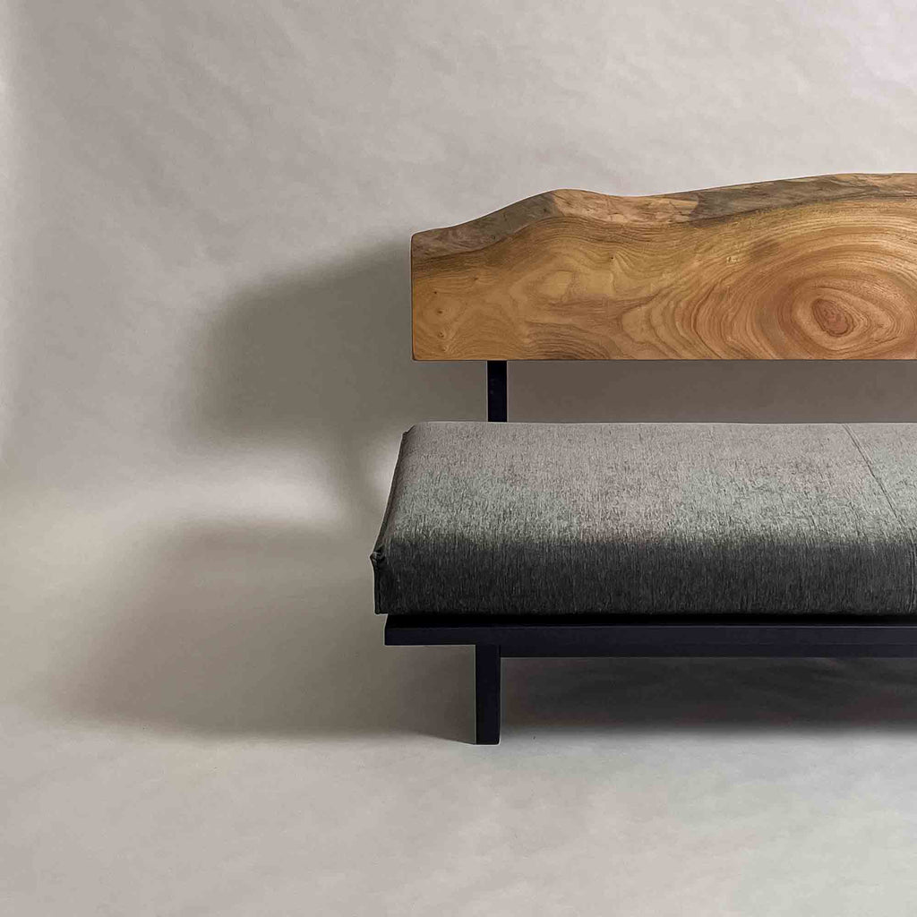 楠 木フレーム 一枚板ソファ 3人掛け 横左半分 クッションなし