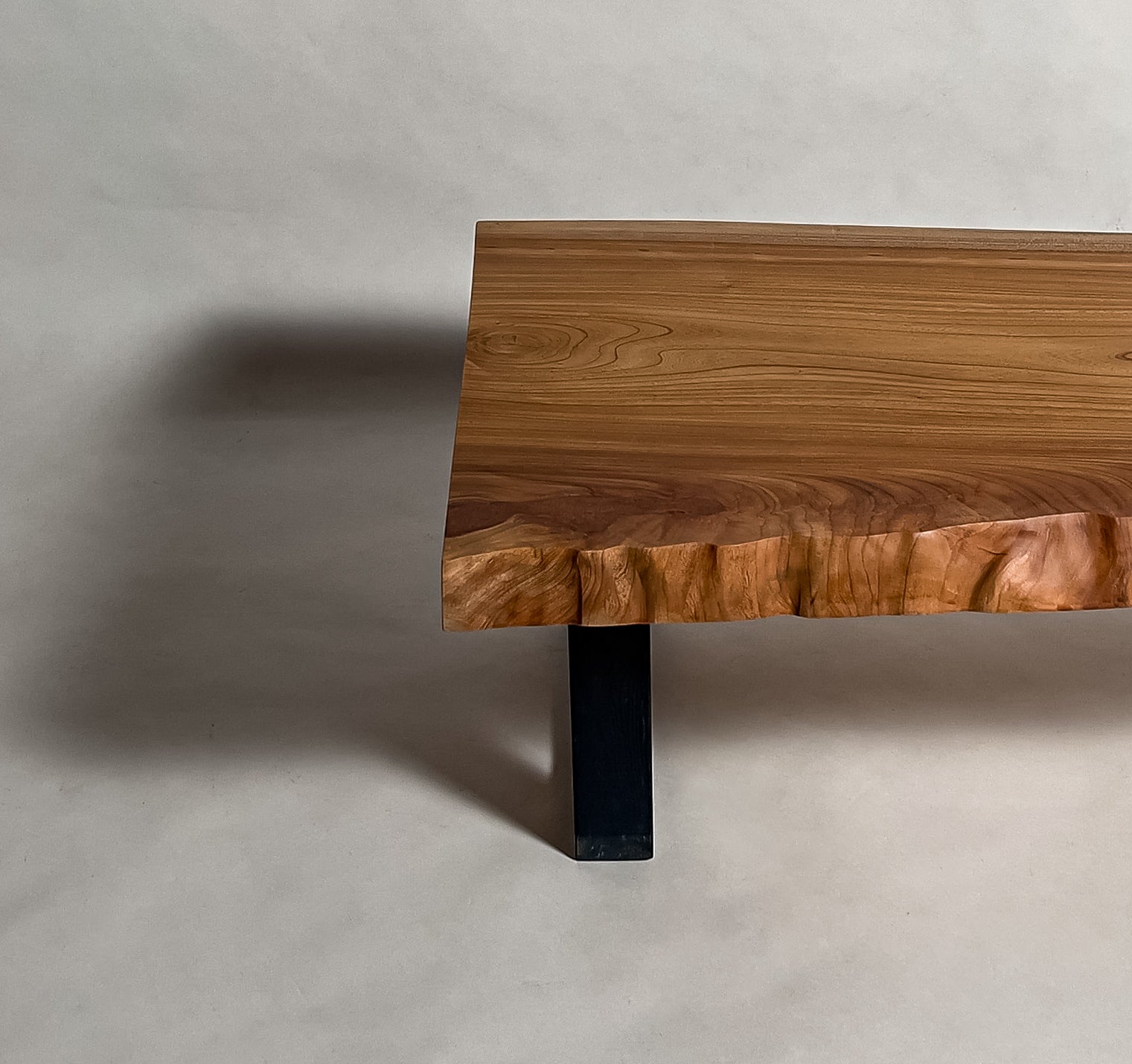 No.2403　欅（けやき）/一枚板ローテーブル