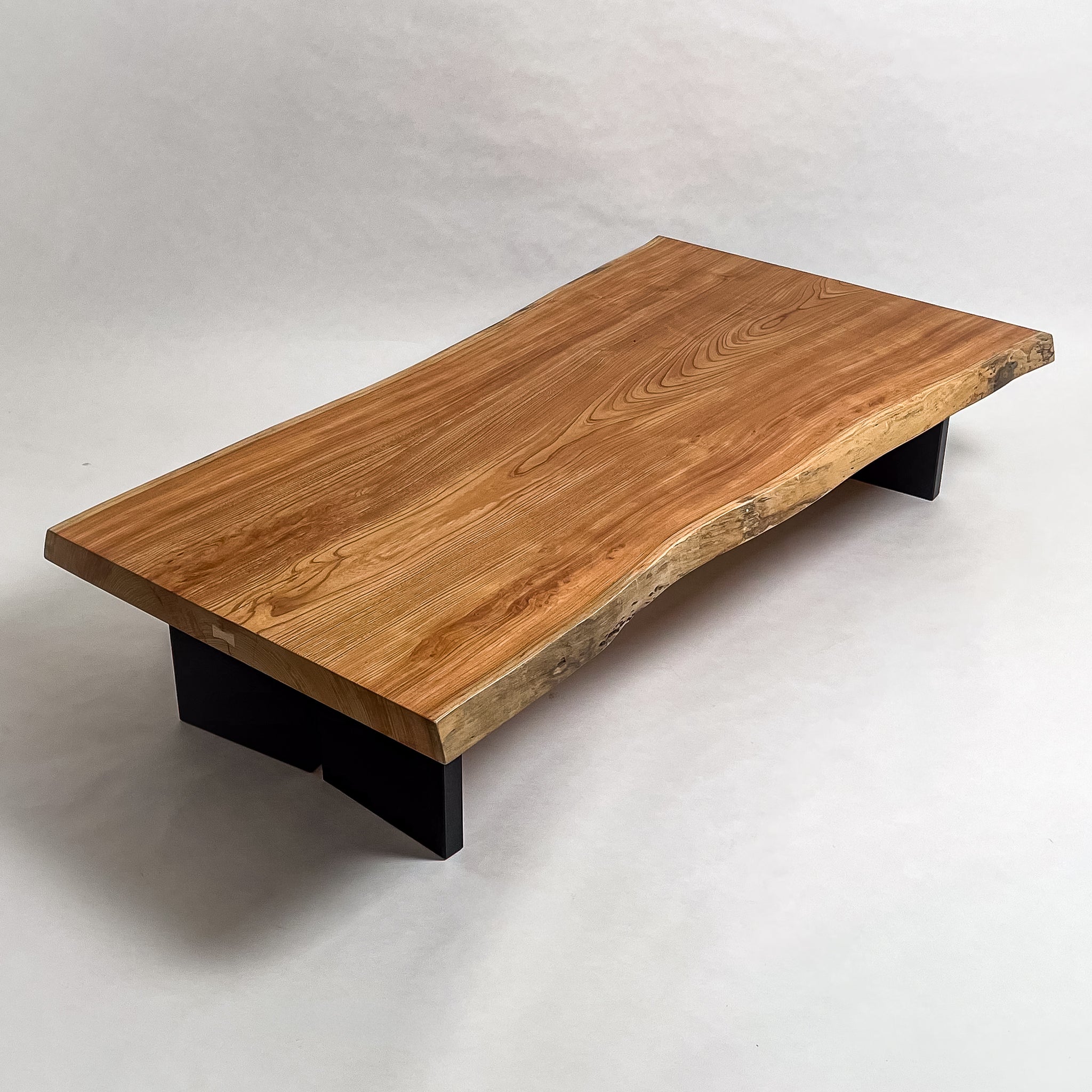 KIDOMEIMOKU 欅一枚板リビングテーブル｜180cm(4～6人掛け) – 【公式