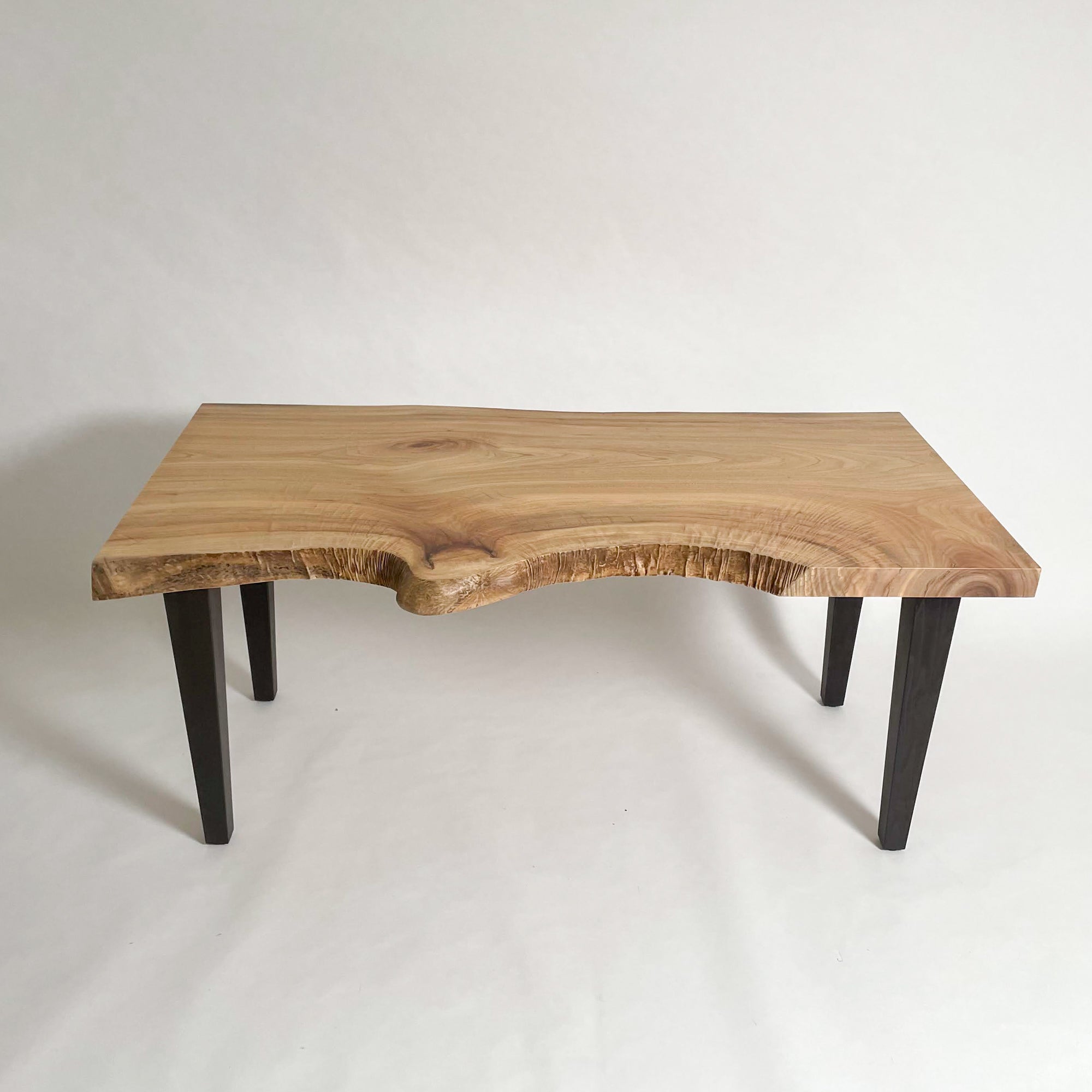 希少！　クスノキ一枚板テーブル 希少！クスノキの一枚板テーブル