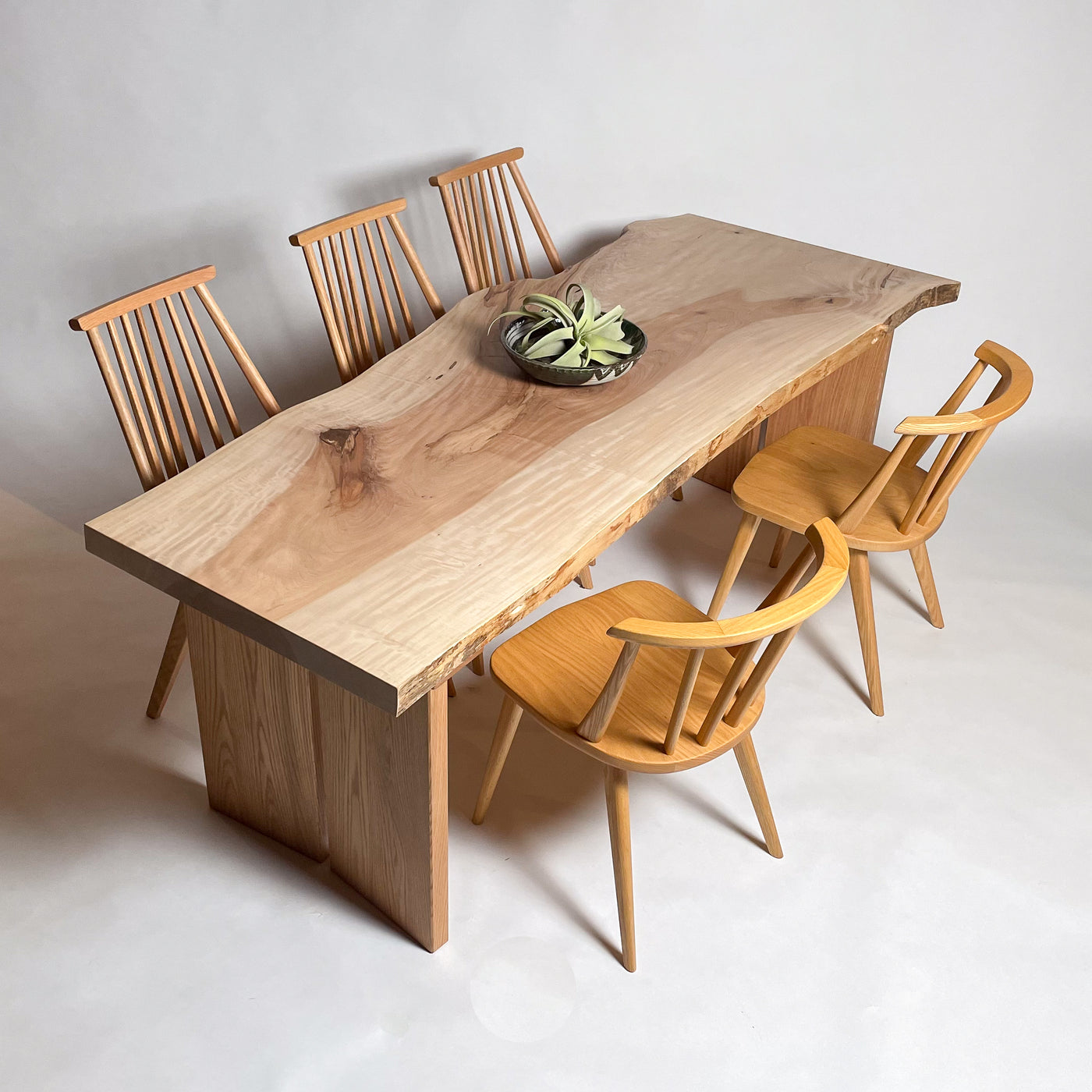 No.1869　栃（とち）/一枚板ダイニングテーブル