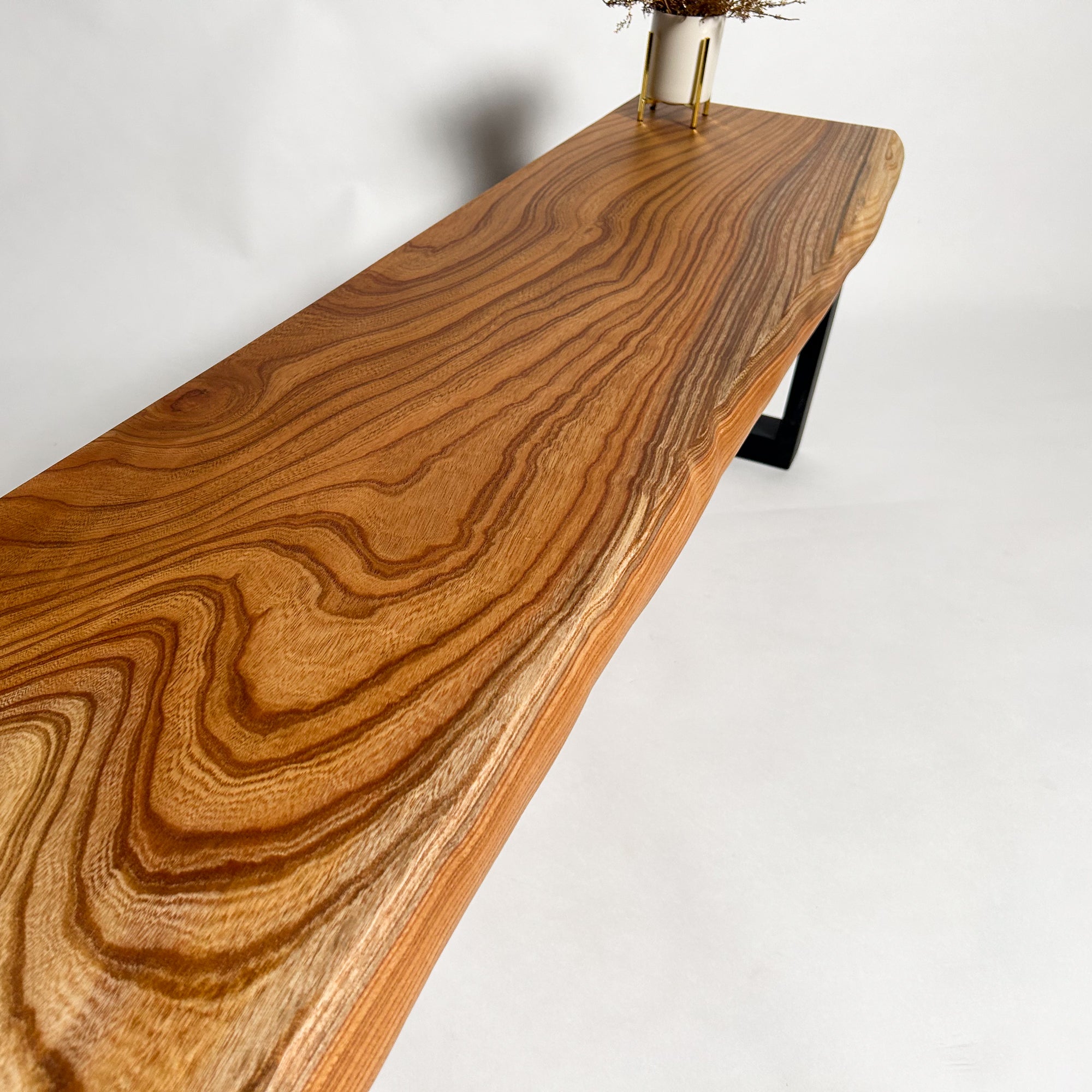 欅(けやき)一枚板　ベンチ story179□一点ものケヤキの一枚板ベンチ | KOMA