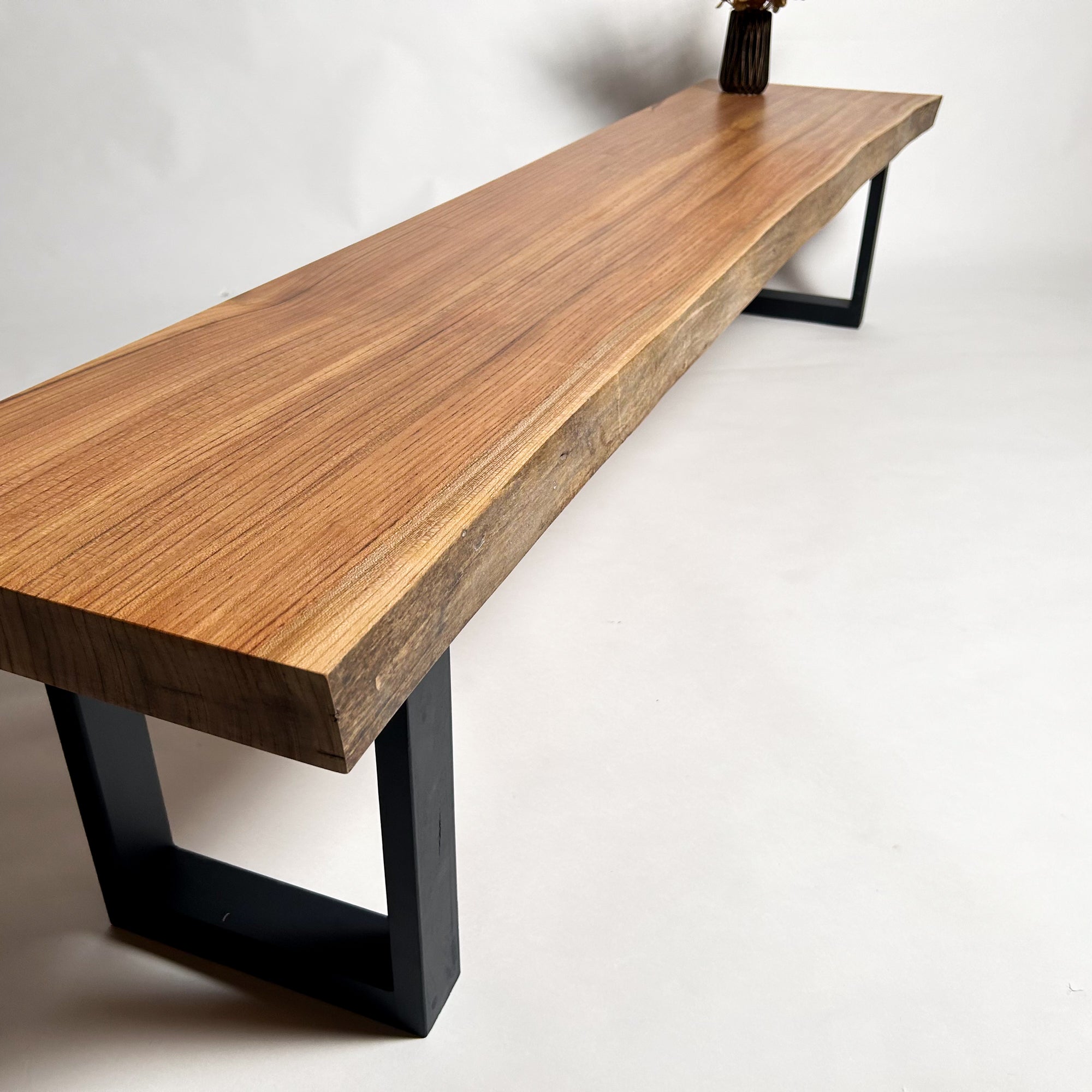 欅一枚板ベンチ　折りたたみベンチ KIDOMEIMOKU 欅一枚板ベンチ｜200cm – KIDO MEIMOKU公式サイト