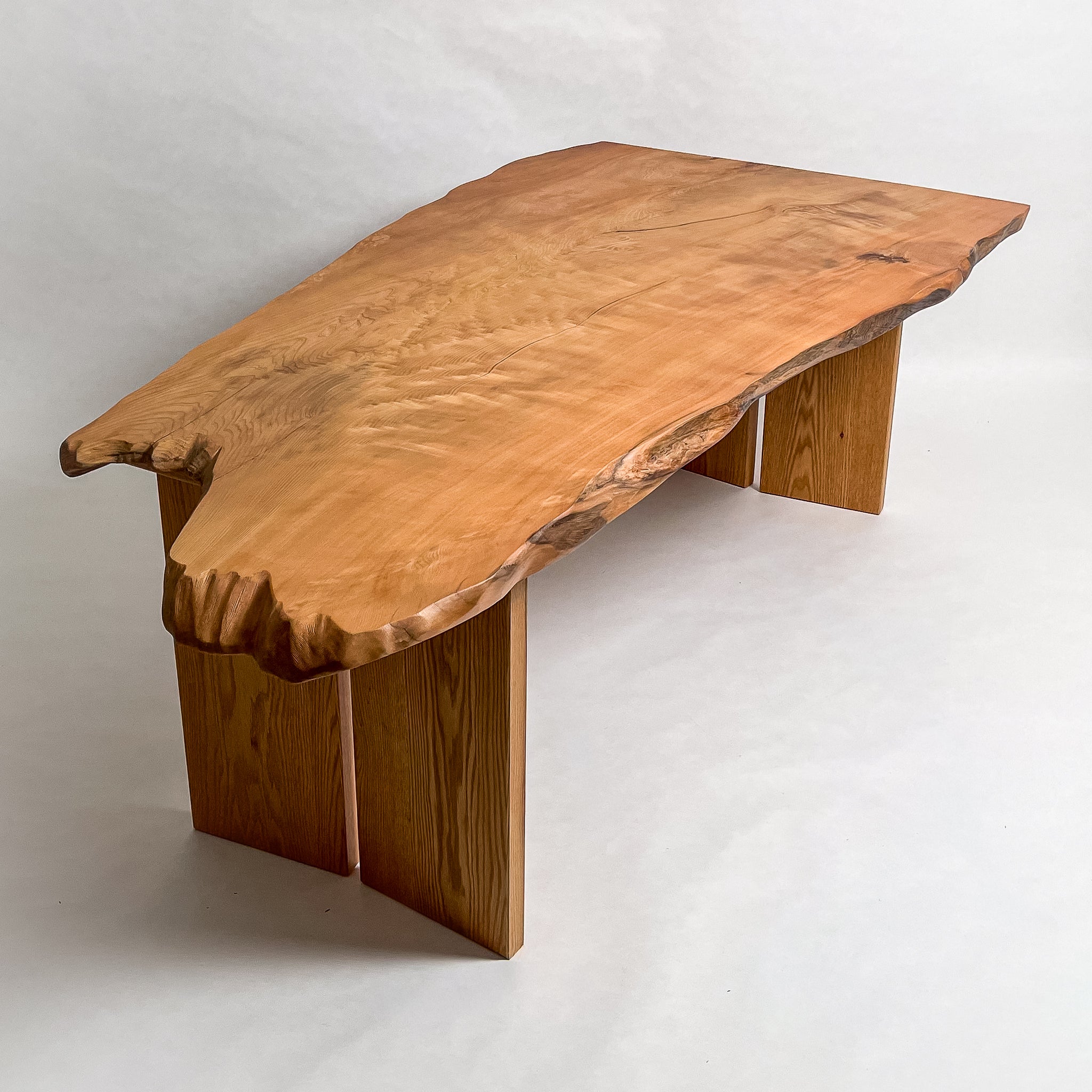 KIDOMEIMOKU 屋久杉（やくすぎ）一枚板ダイニングテーブル｜200cm(6人