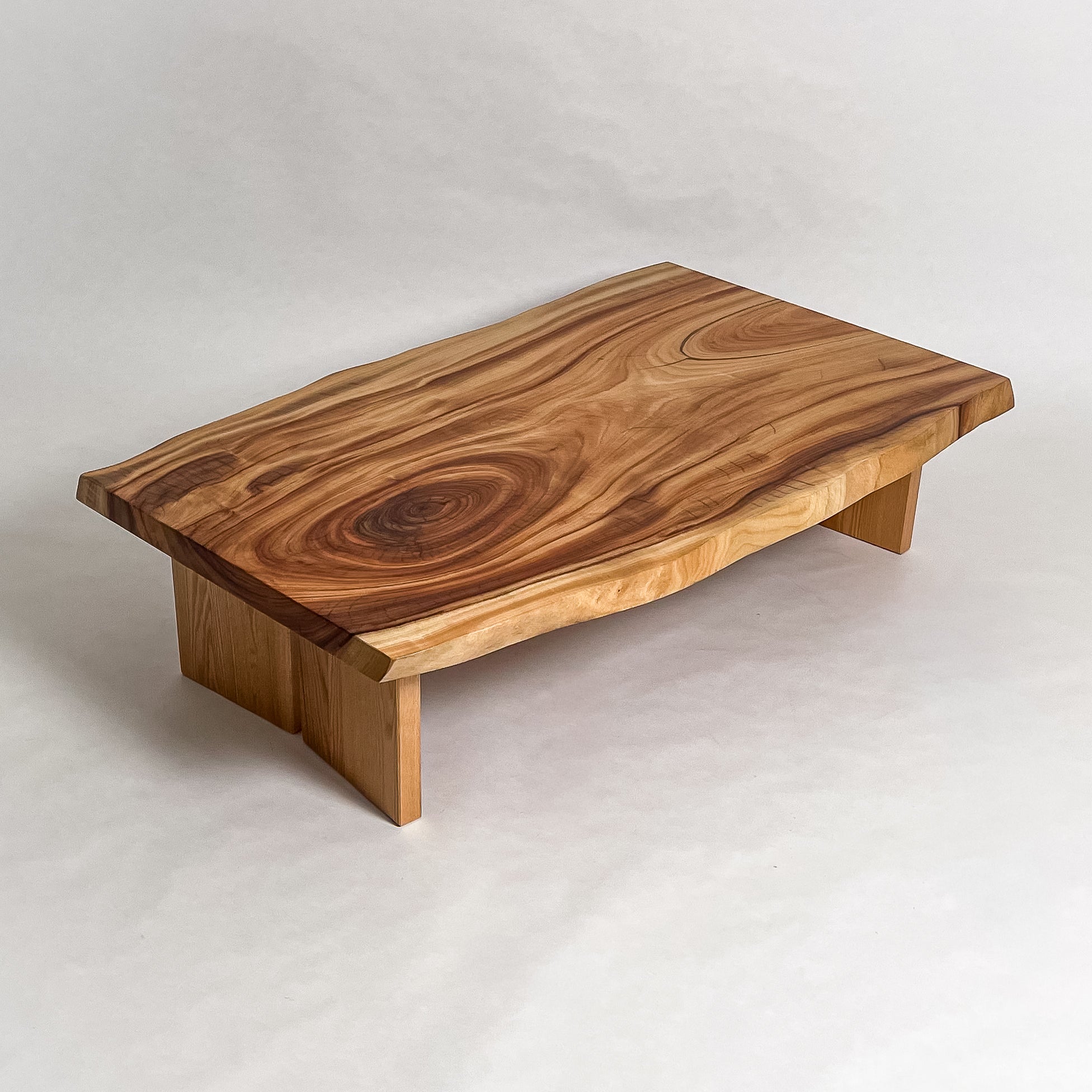 KIDOMEIMOKU 楠一枚板リビングテーブル｜150cm(4人掛け) – 【公式