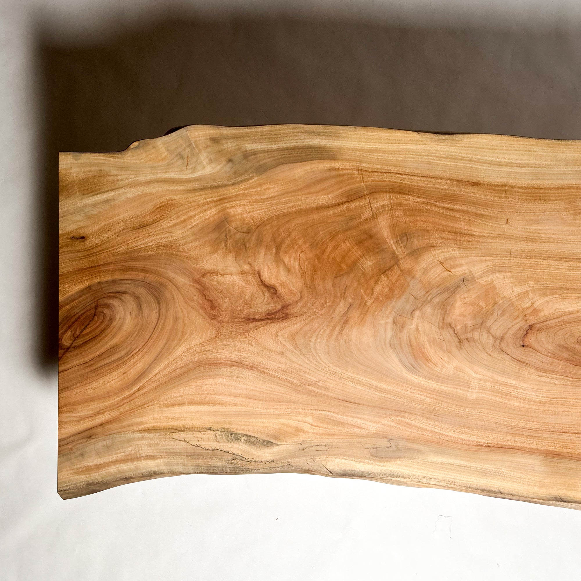 KIDOMEIMOKU 楠一枚板ダイニングテーブル｜240cm(8人掛け