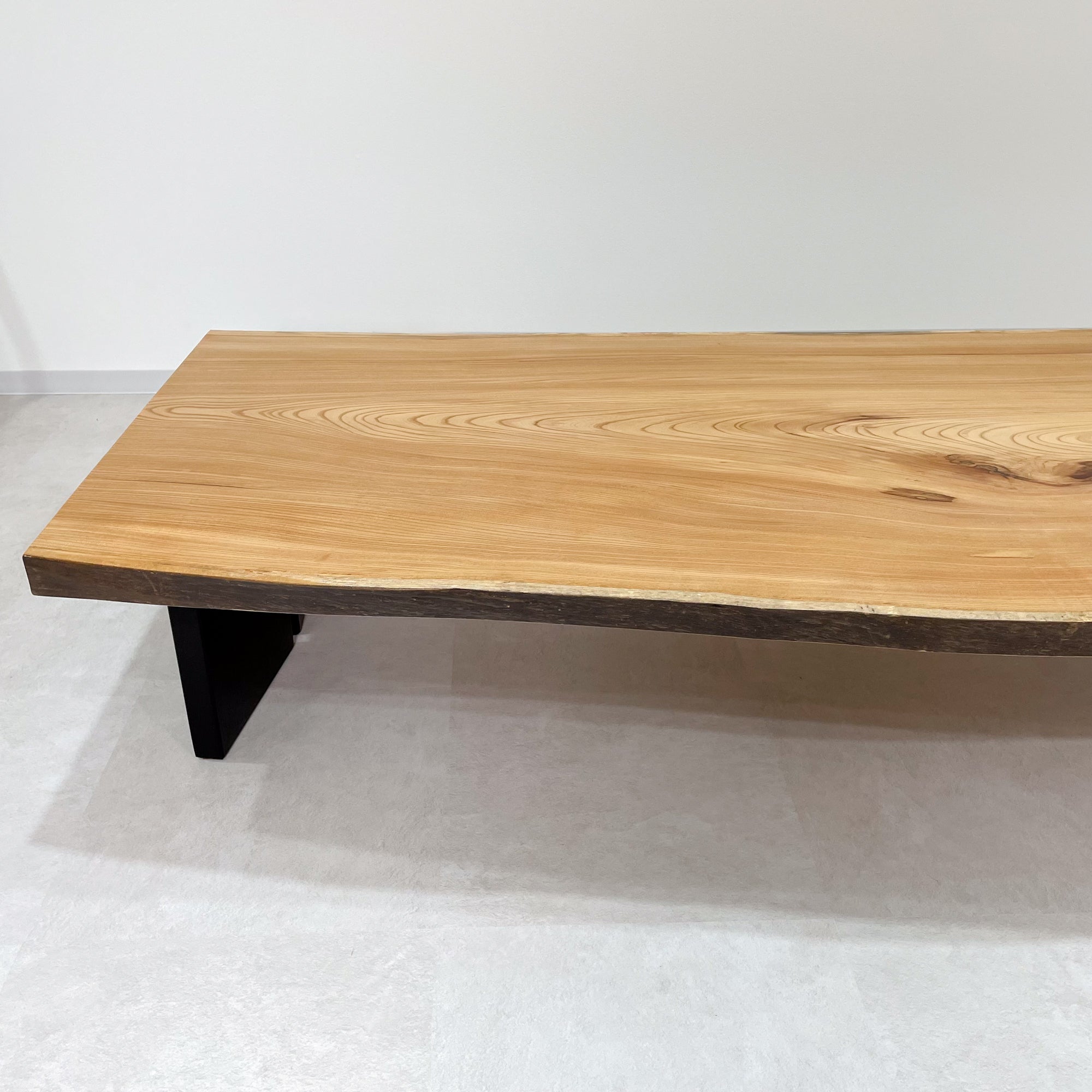 KIDOMEIMOKU 欅一枚板リビングテーブル｜230cm(8人掛け) – KIDO