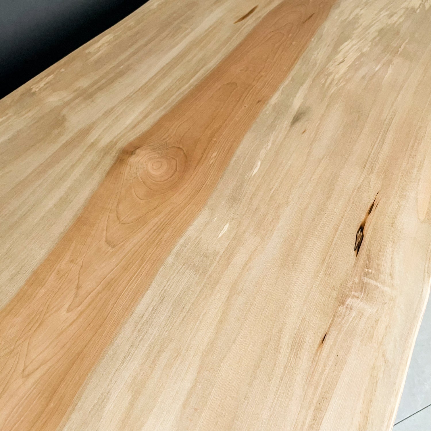 KIDOMEIMOKU 栃一枚板カウンター｜264.5cm(4人掛け) – 【公式】KIDO