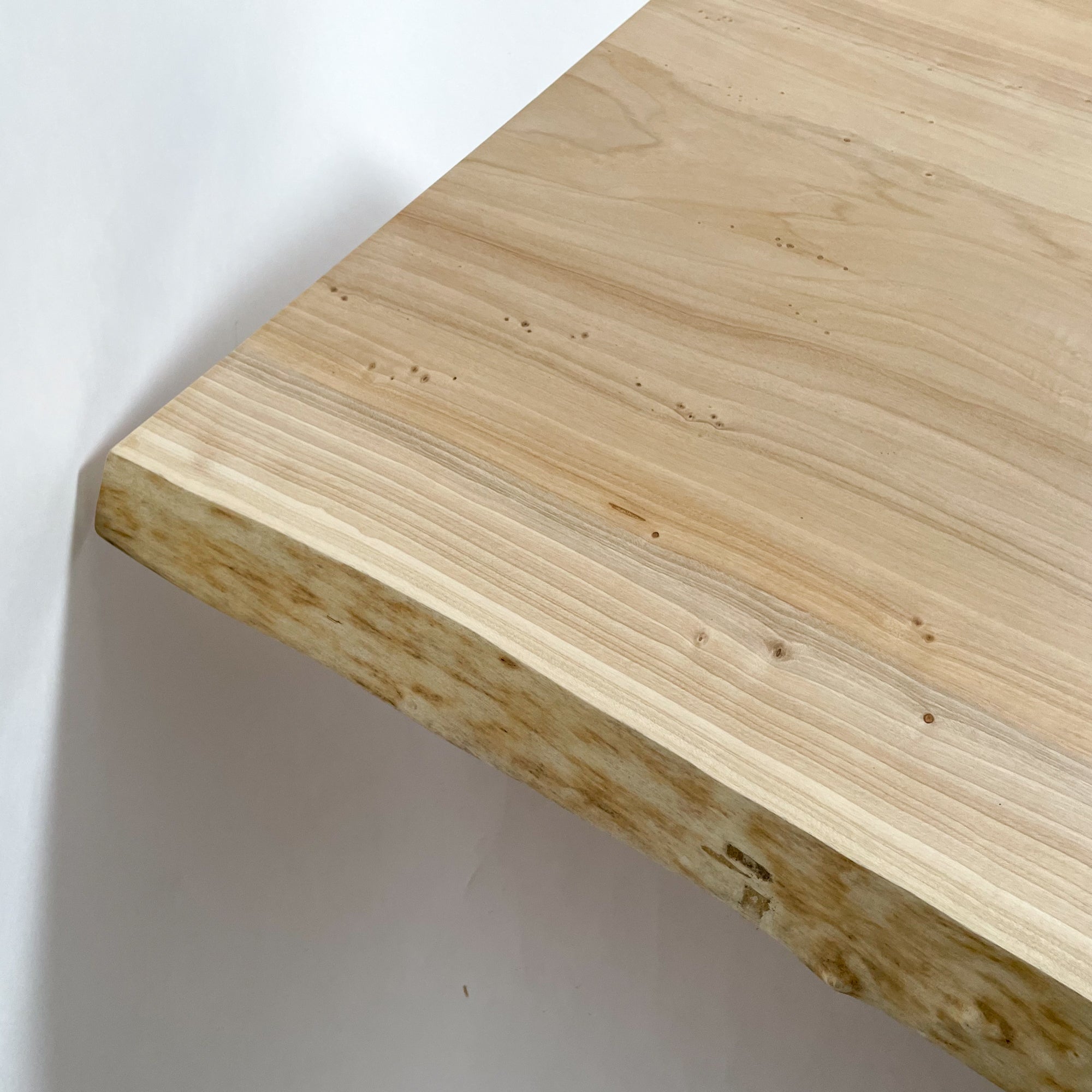 KIDOMEIMOKU ポプラ一枚板ダイニングテーブル｜200cm(6人掛け) – 鬼童銘木
