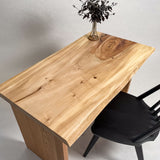 No.2150　栃（とち）/一枚板デスク