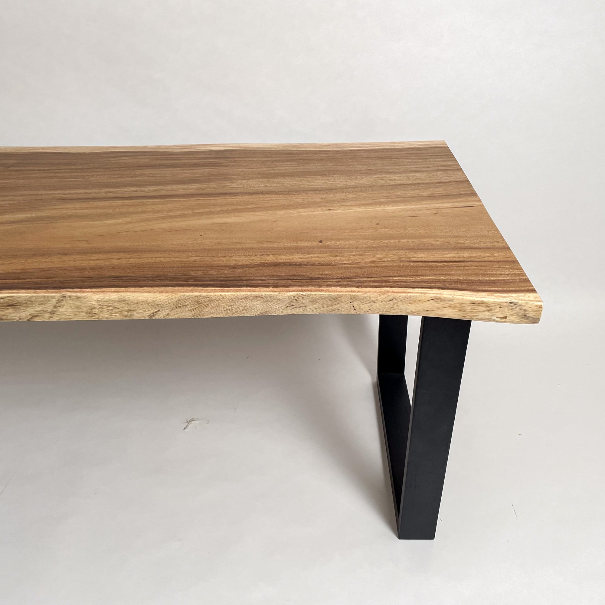 新品モンキーポッド 天然1枚板 北欧風ダイニングテーブル 180cm 新品