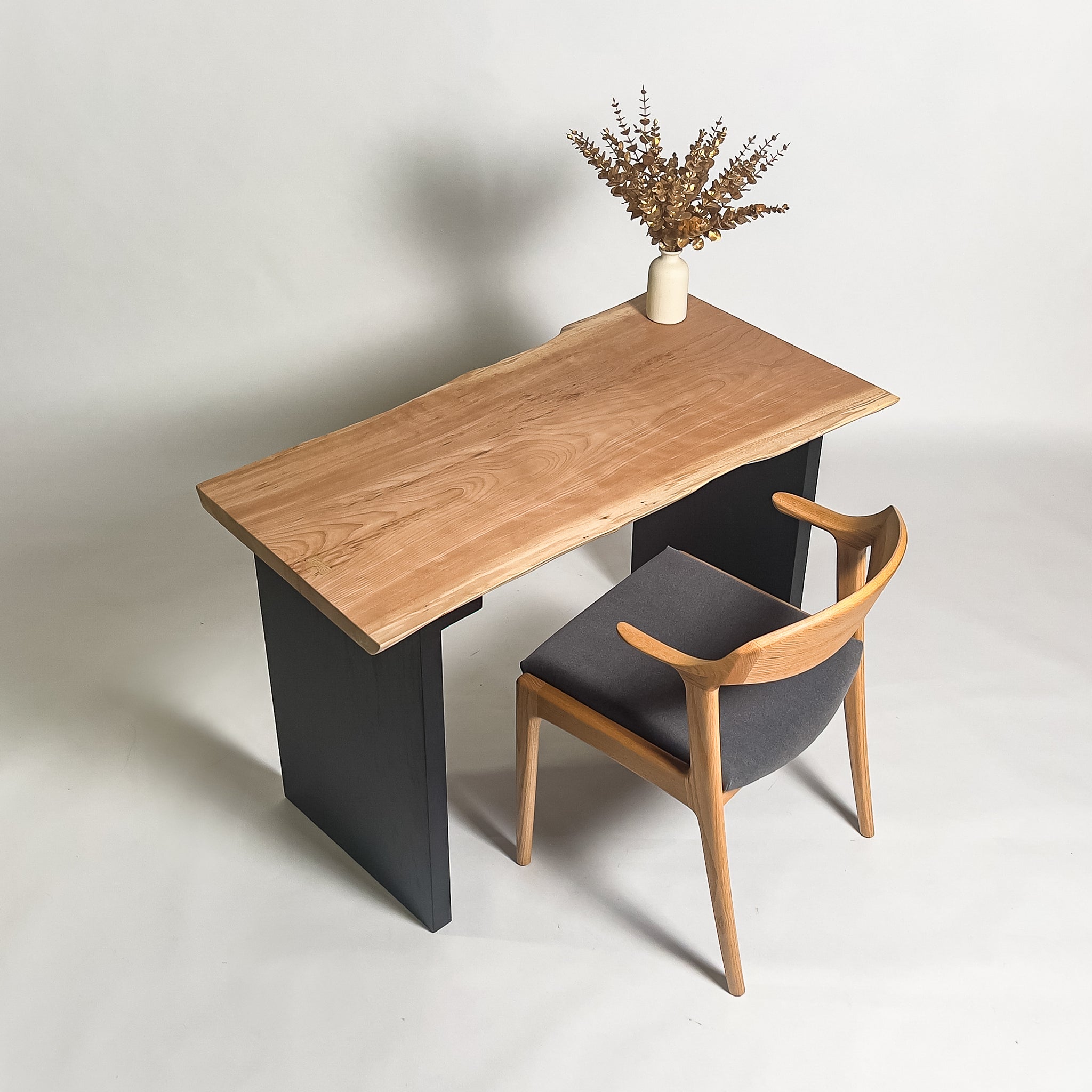 No.1903　樺桜（かばざくら）/一枚板デスク