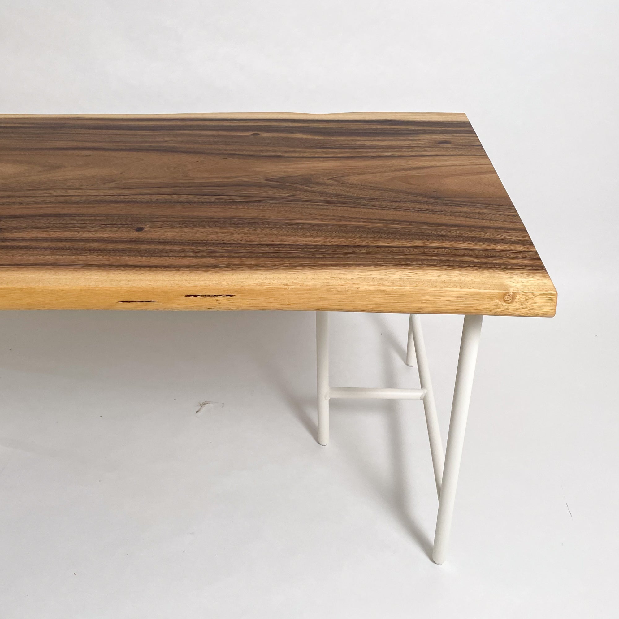 KIDOMEIMOKU モンキーポッド一枚板ダイニングテーブル｜150cm(4人掛け