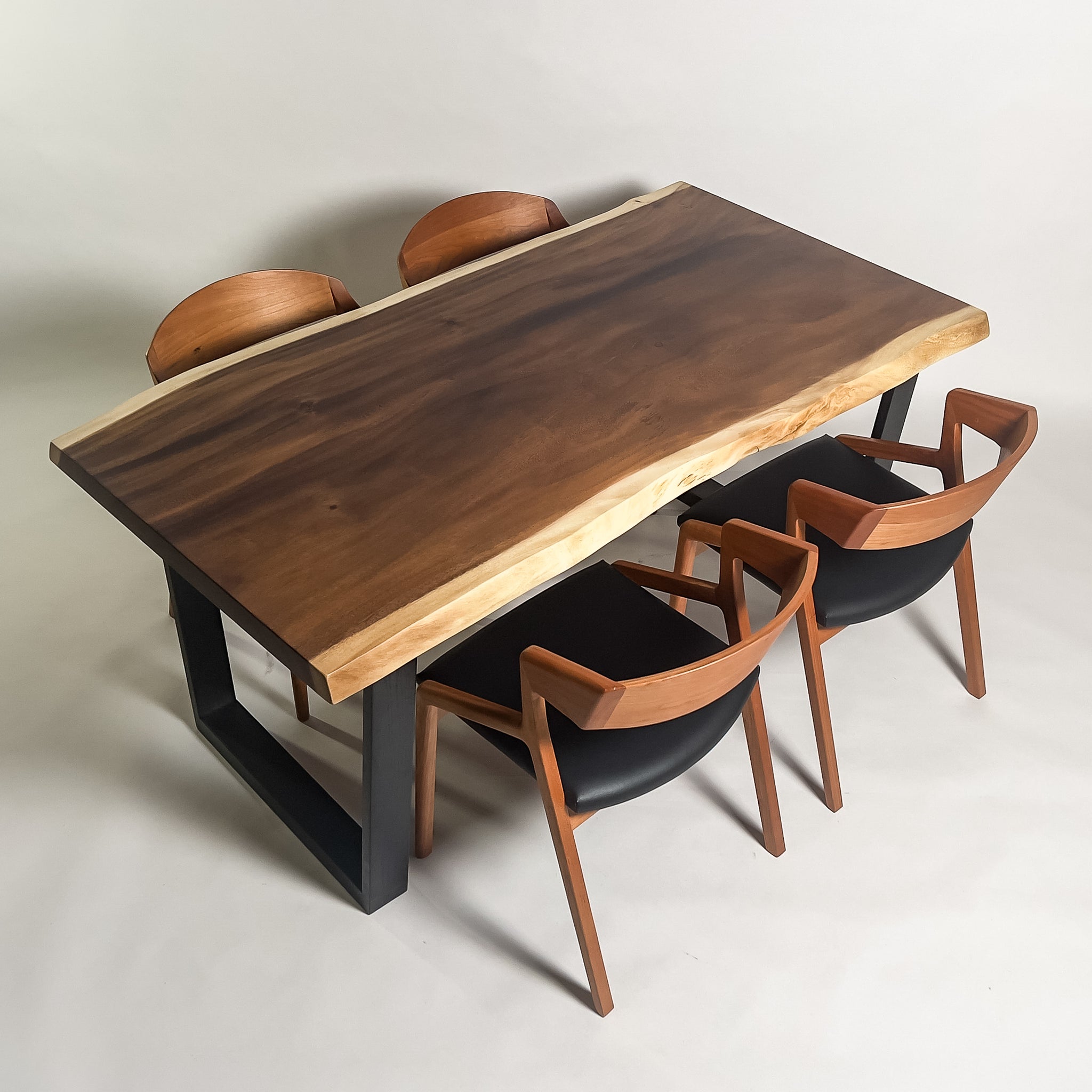 KIDO MEIMOKU モンキーポッド一枚板ダイニングテーブル｜165cm（4人