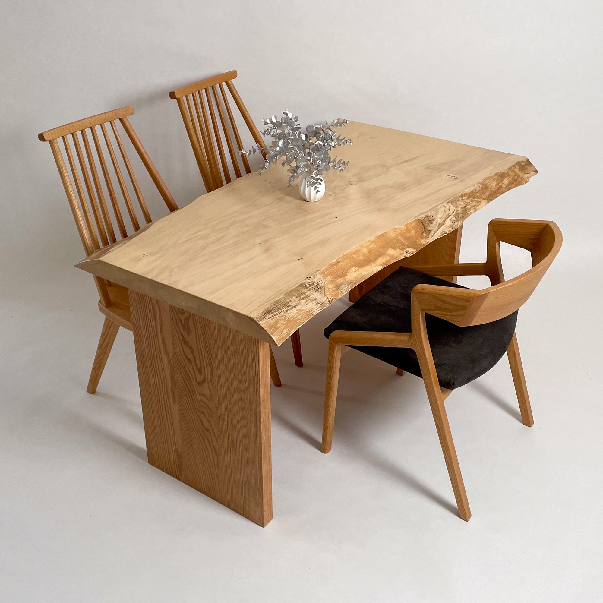 KIDOMEIMOKU 銀杏一枚板ダイニングテーブル｜130cm(4人掛け) – 【公式