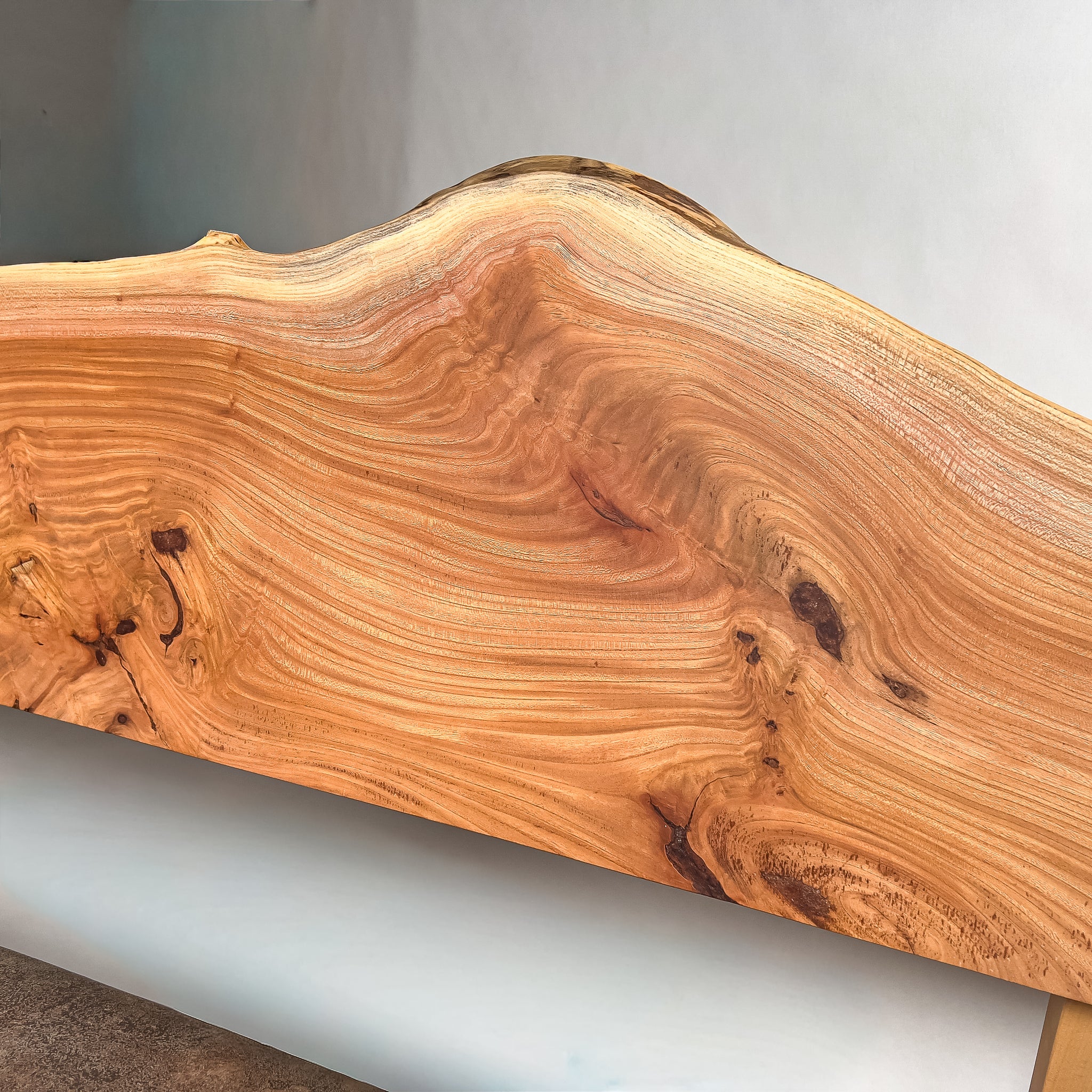 公式】鬼童銘木｜欅 一枚板ソファ｜2人掛け – 【公式】鬼童銘木