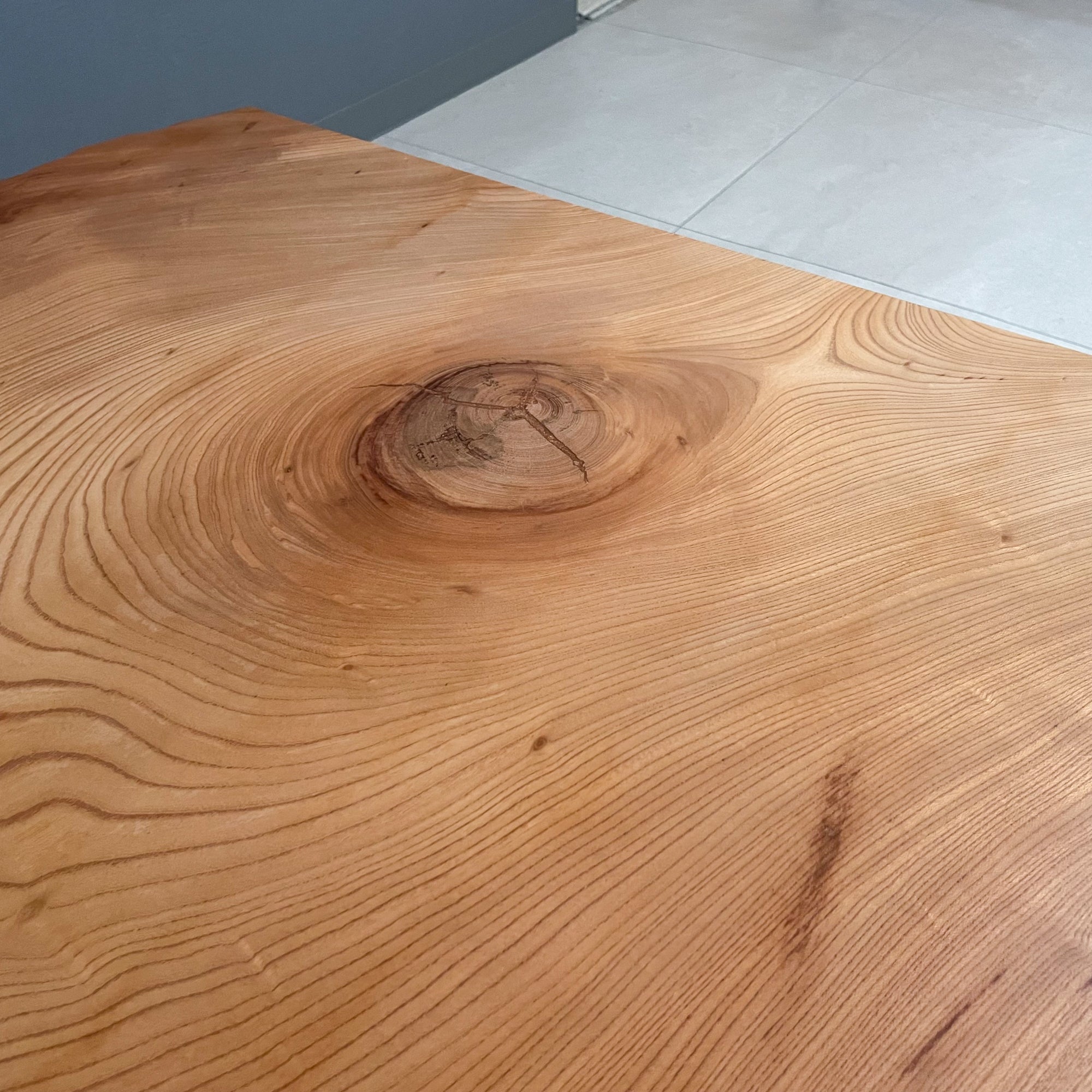 KIDOMEIMOKU 欅一枚板ダイニングテーブル｜120cm(4人掛け) – 【公式