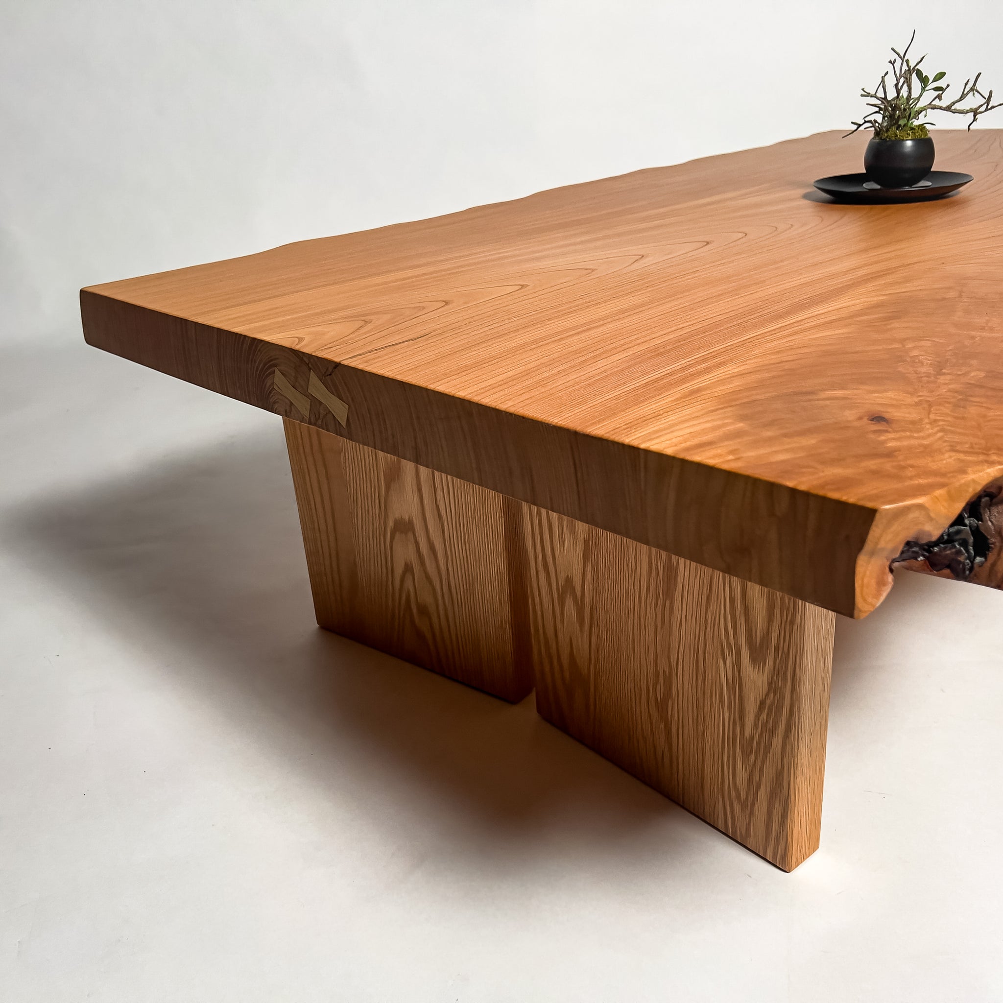 KIDOMEIMOKU 欅一枚板リビングテーブル｜160cm(4人掛け) – 【公式