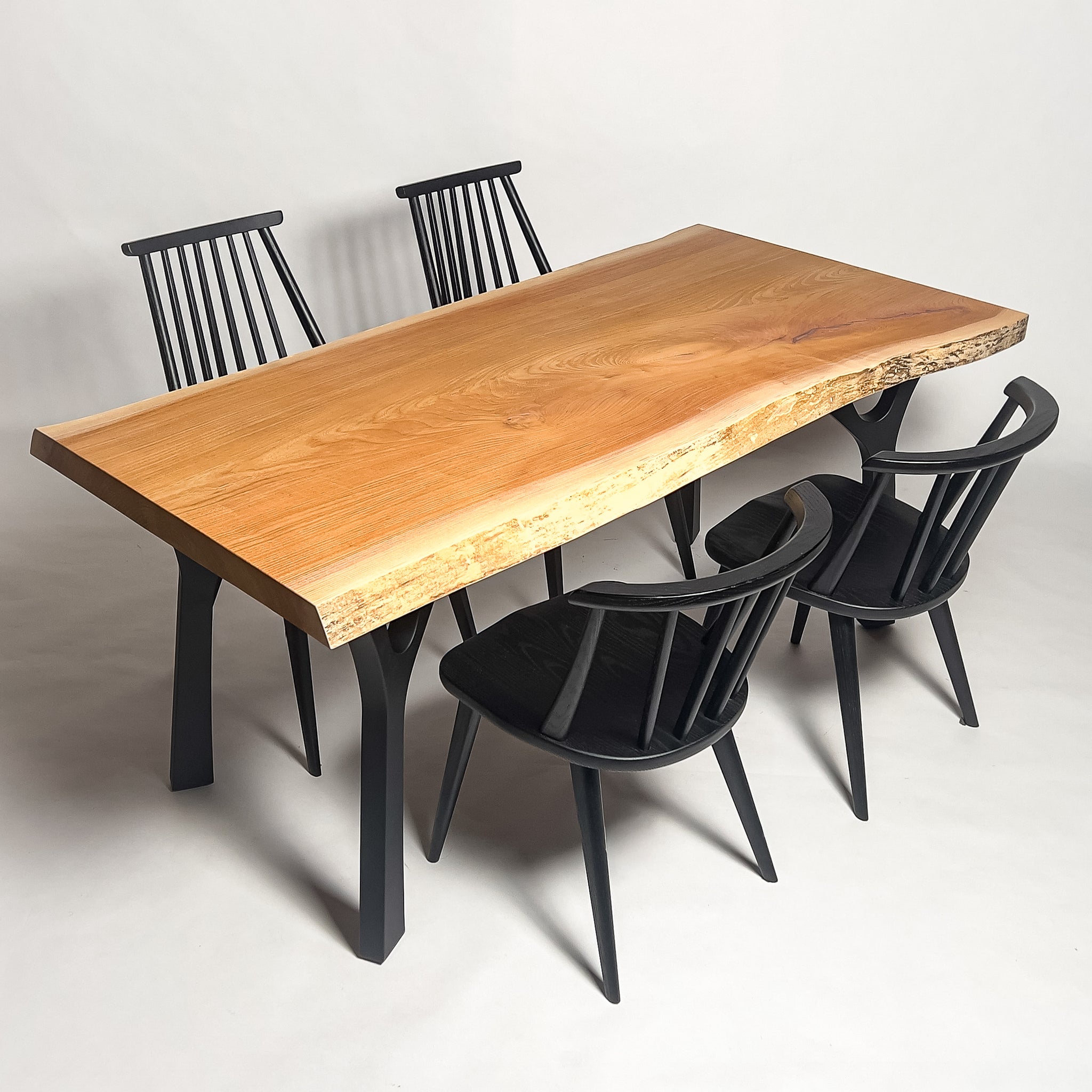 ダイニングテーブル kiki KIDOMEIMOKU 欅一枚板ダイニングテーブル｜125cm(4人掛け) – KIDO