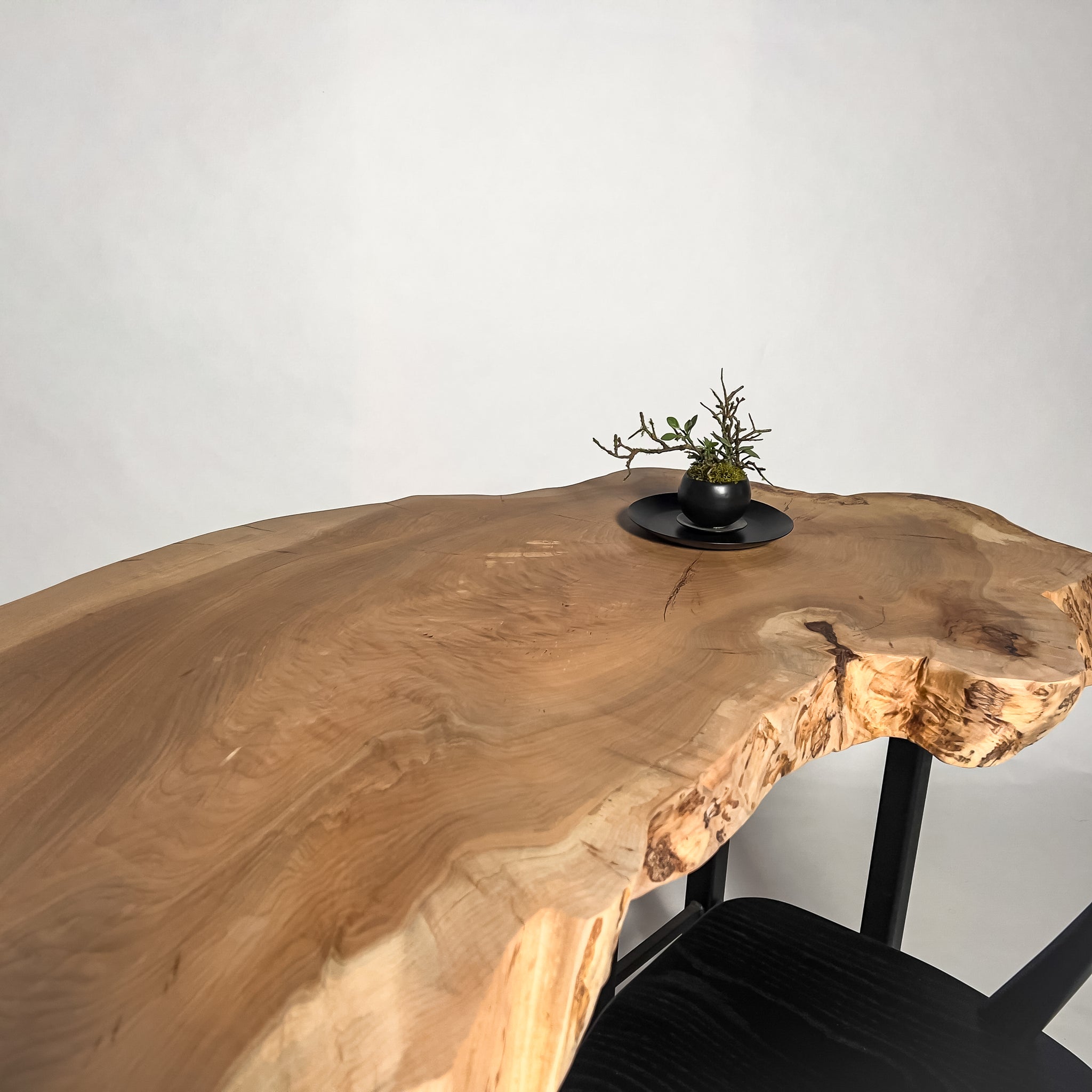 No.2023　楡（にれ）/一枚板デスク