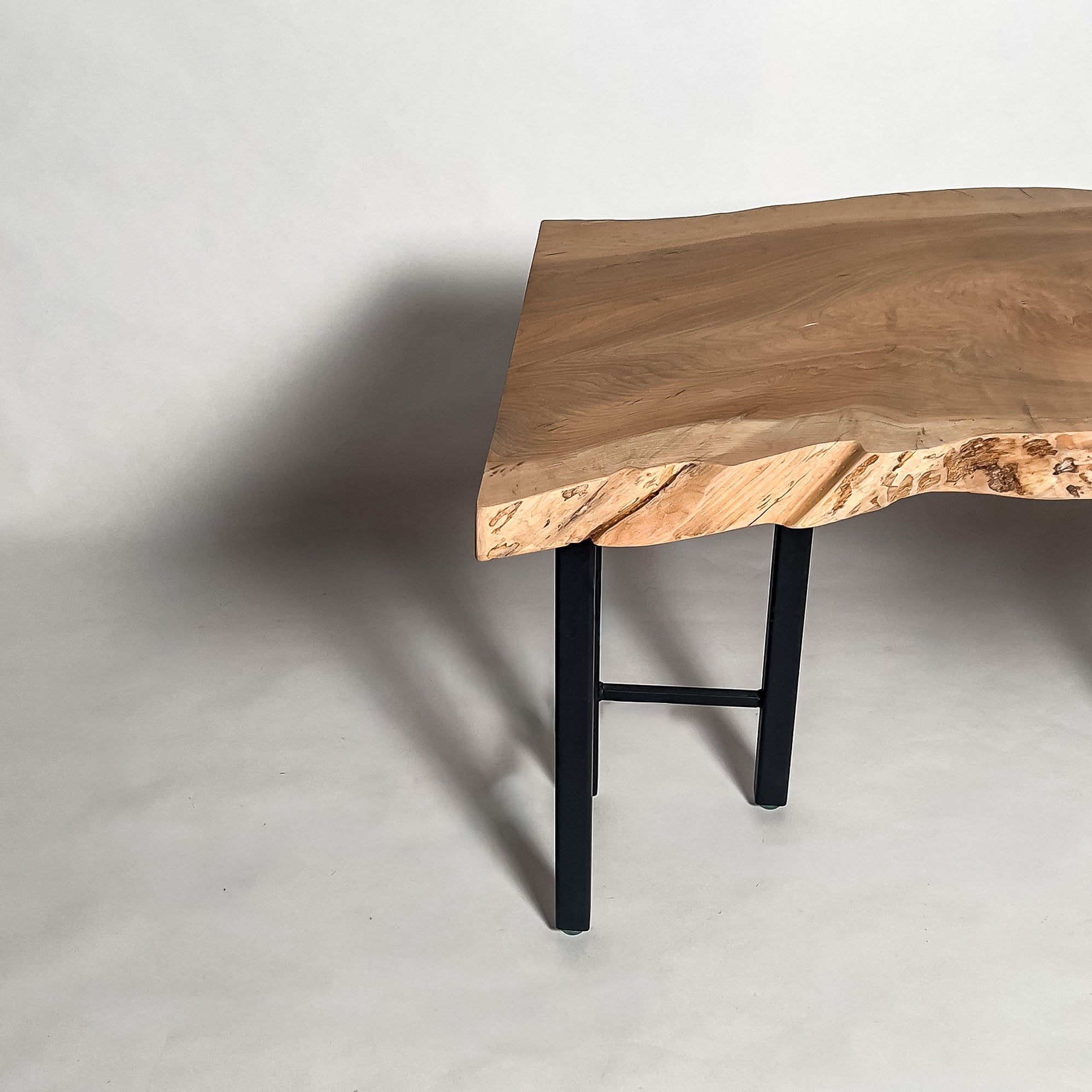 No.2023　楡（にれ）/一枚板デスク