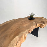 No.2023　楡（にれ）/一枚板センターテーブル