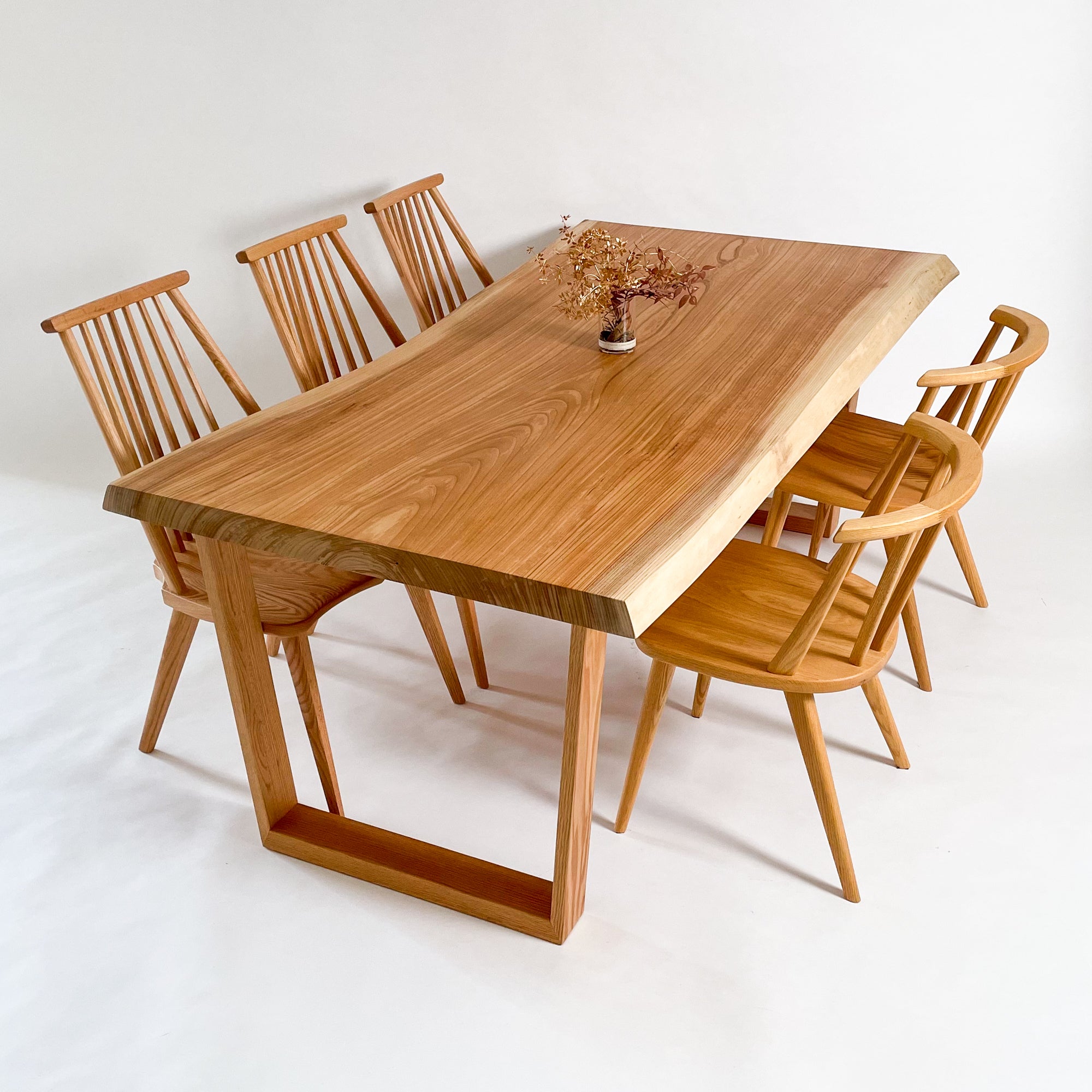 KIDOMEIMOKU 欅一枚板ダイニングテーブル｜180cm(4～6人掛け) – 【公式