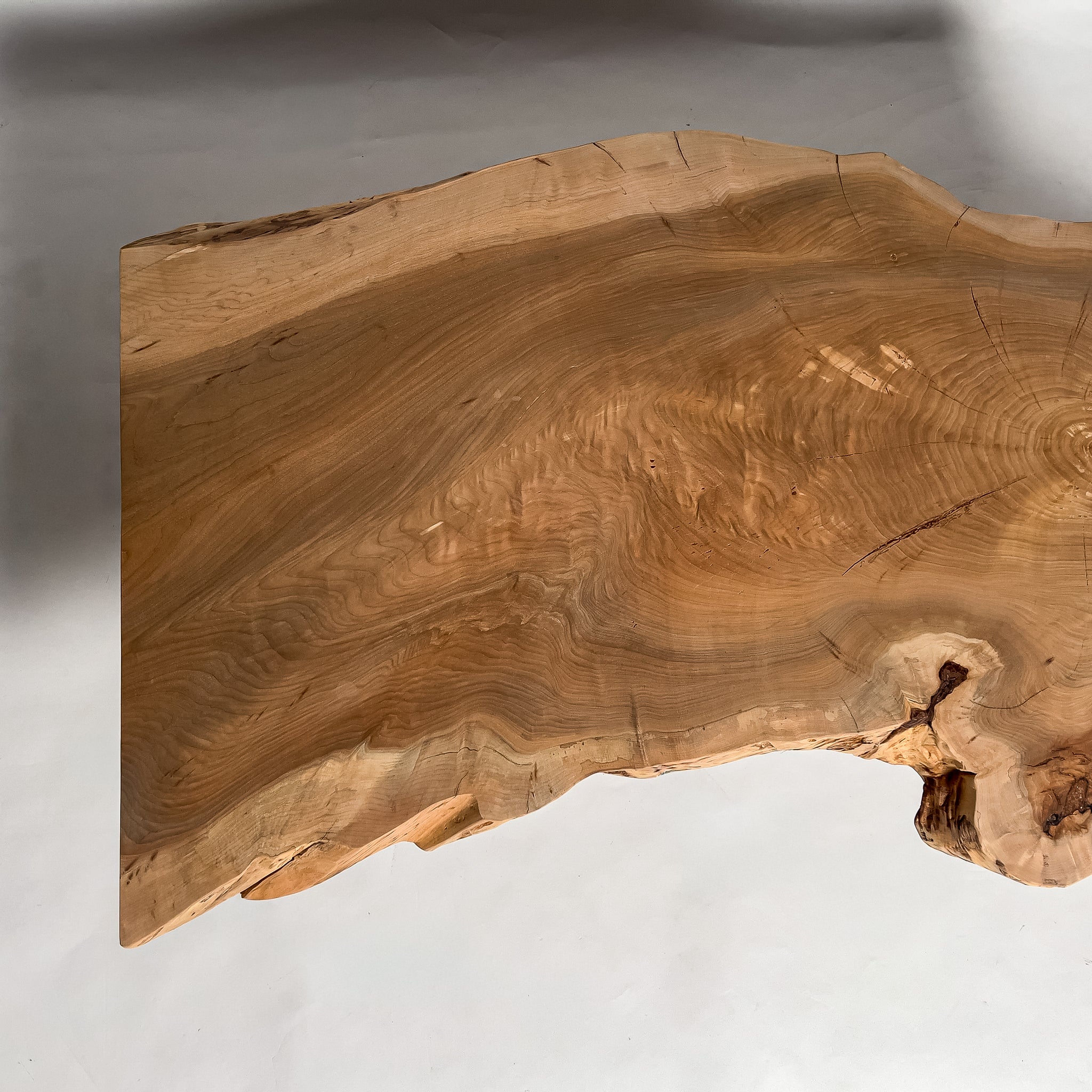 No.2023　楡（にれ）/一枚板デスク