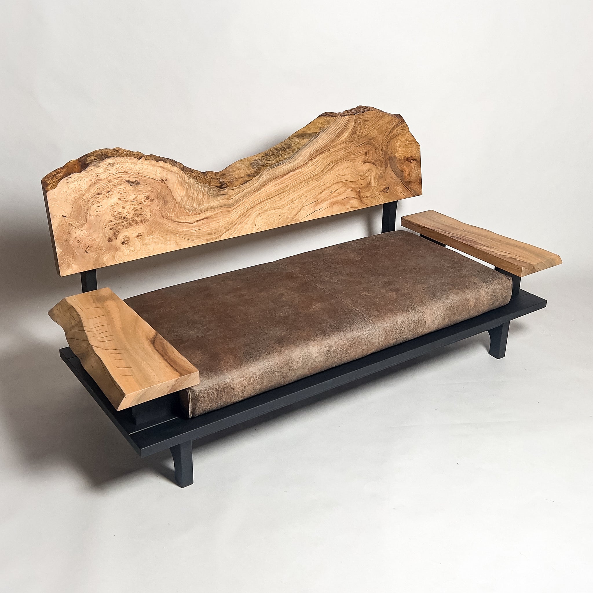 楠 無垢材 一枚板ソファ 2人掛け 斜め クッションなし