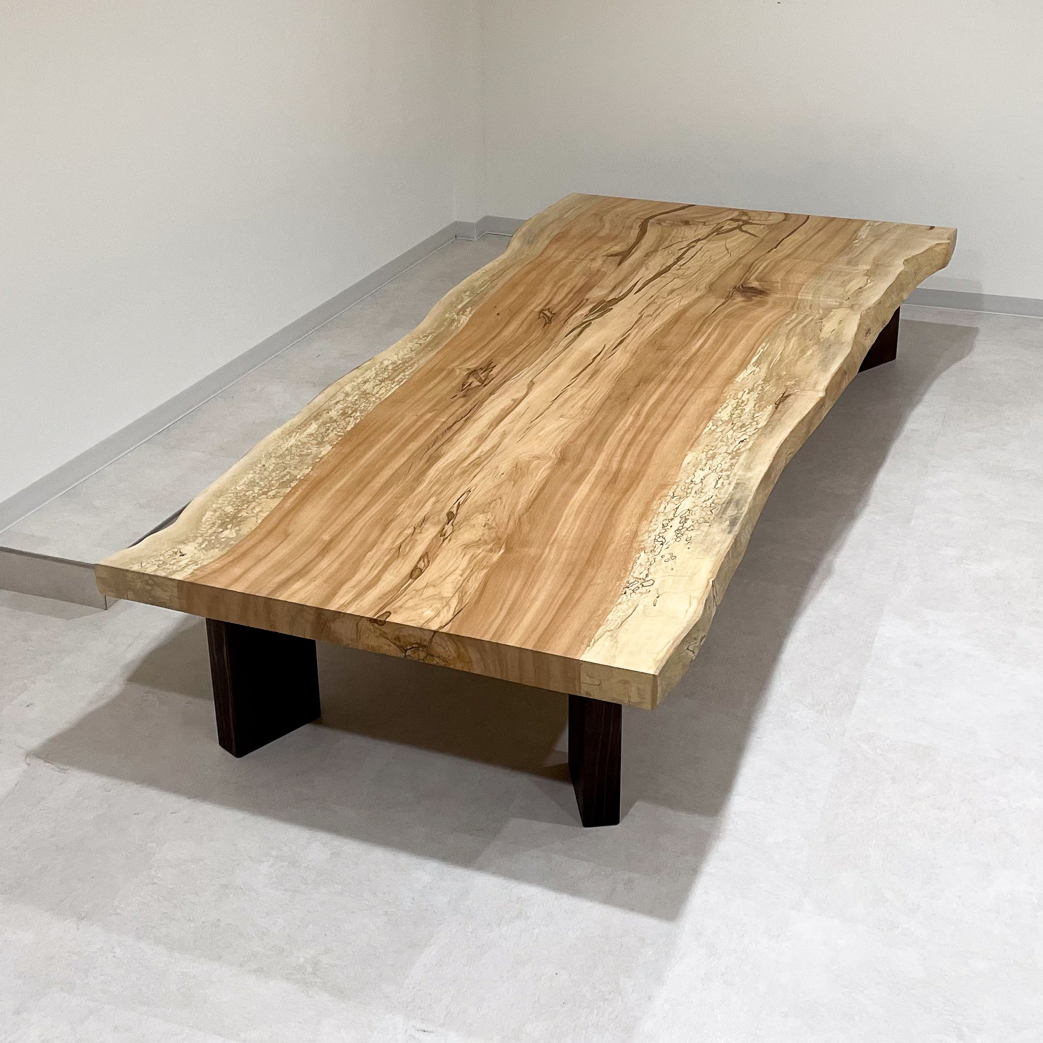 チーフページ　トチダイニングテーブル KIDOMEIMOKU 栃一枚板ダイニングテーブル｜170cm(4人掛け