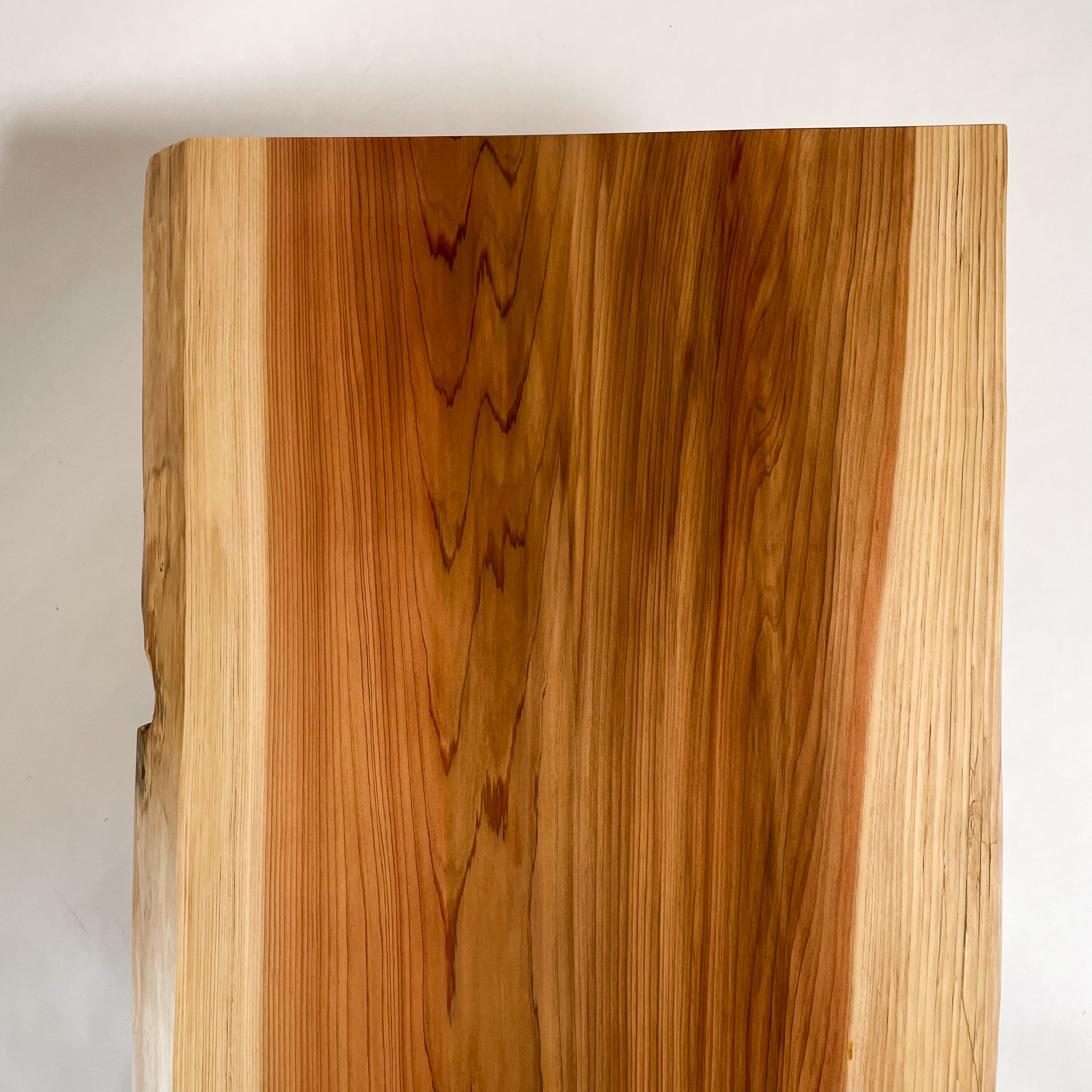 No.1909　吉野杉/一枚板ダイニングテーブル/& OSOROISU