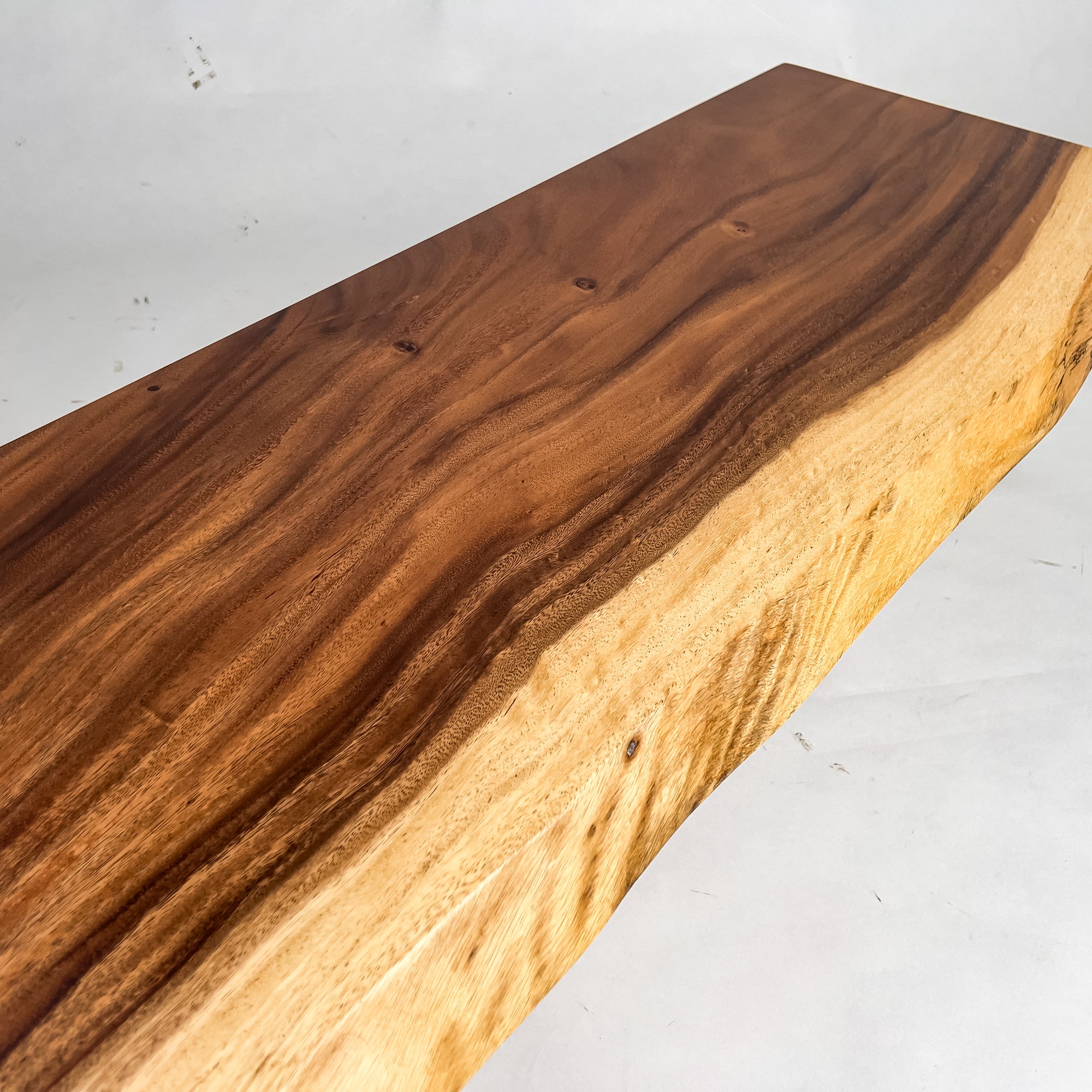 KIDOMEIMOKU モンキーポッド一枚板カウンター｜150cm(2人掛け