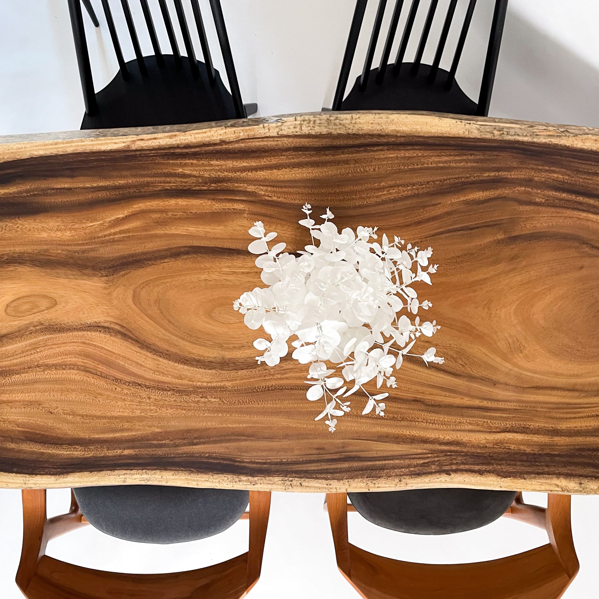 公式】KIDO MEIMOKU（鬼童銘木）｜一枚板テーブル・ソファ専門店