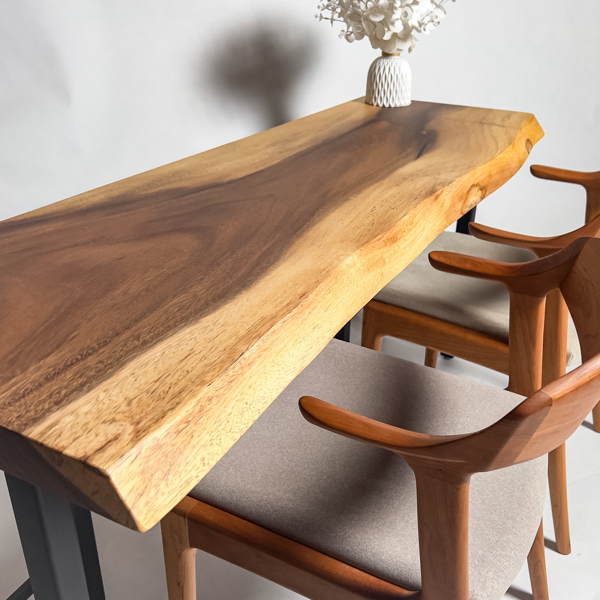 No.2057　モンキーポッド/一枚板カウンター