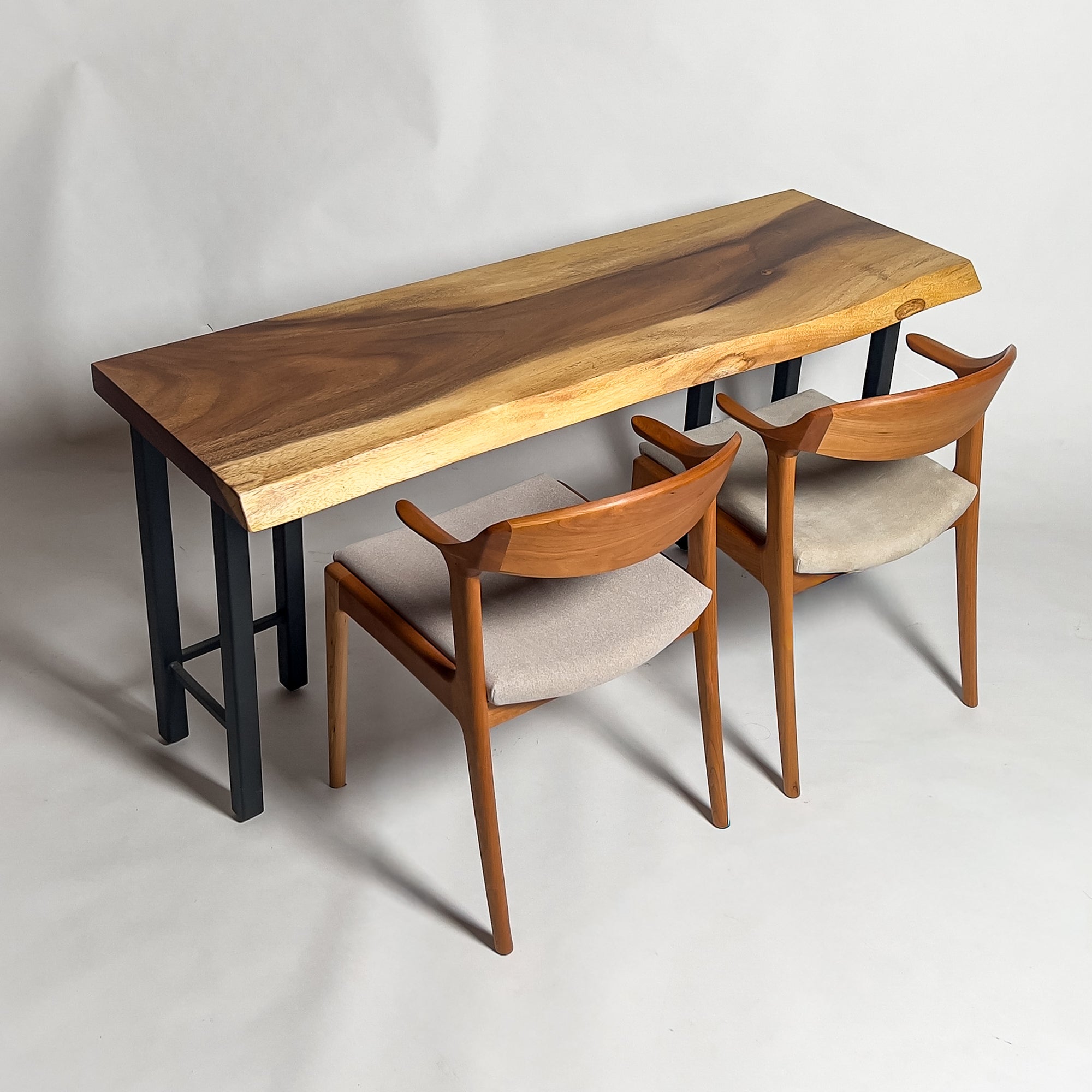 KIDOMEIMOKU モンキーポッド一枚板カウンター｜150cm(2人掛け