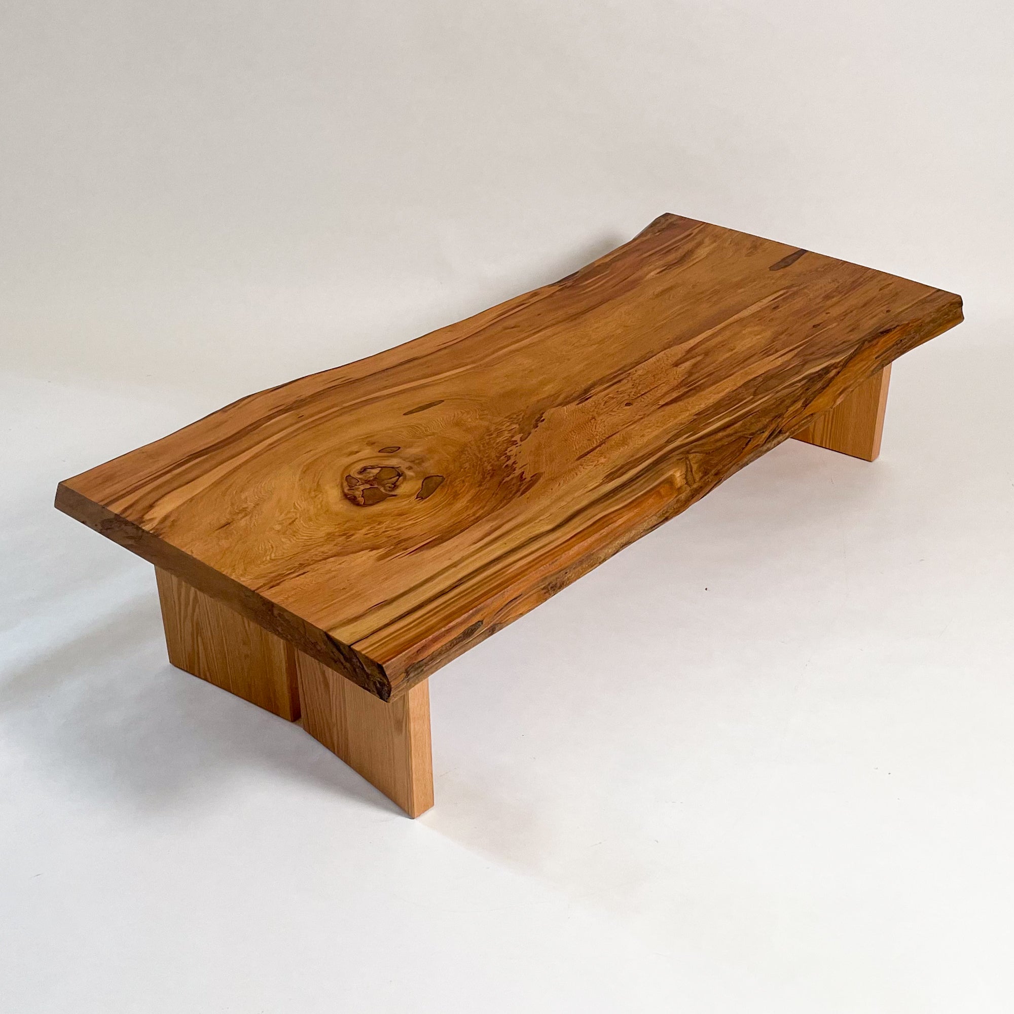 KIDO MEIMOKU 屋久杉一枚板リビングテーブル｜160cm(4人掛け) – KIDO