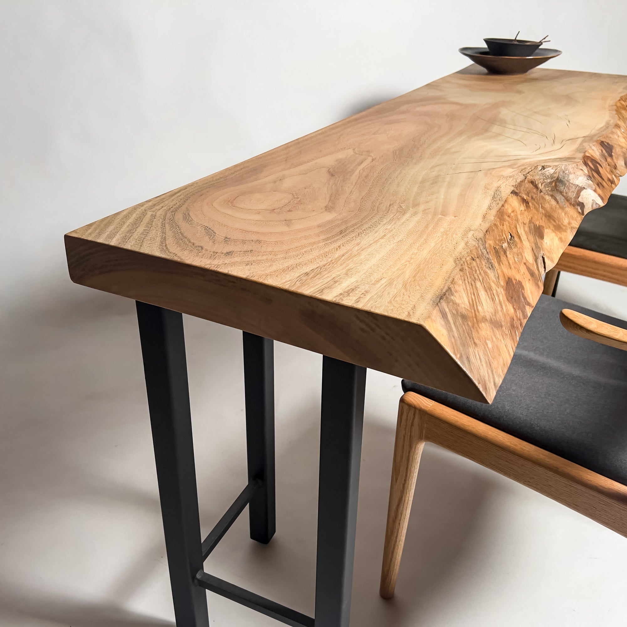 No.2082　楠（くす）/一枚板カウンター