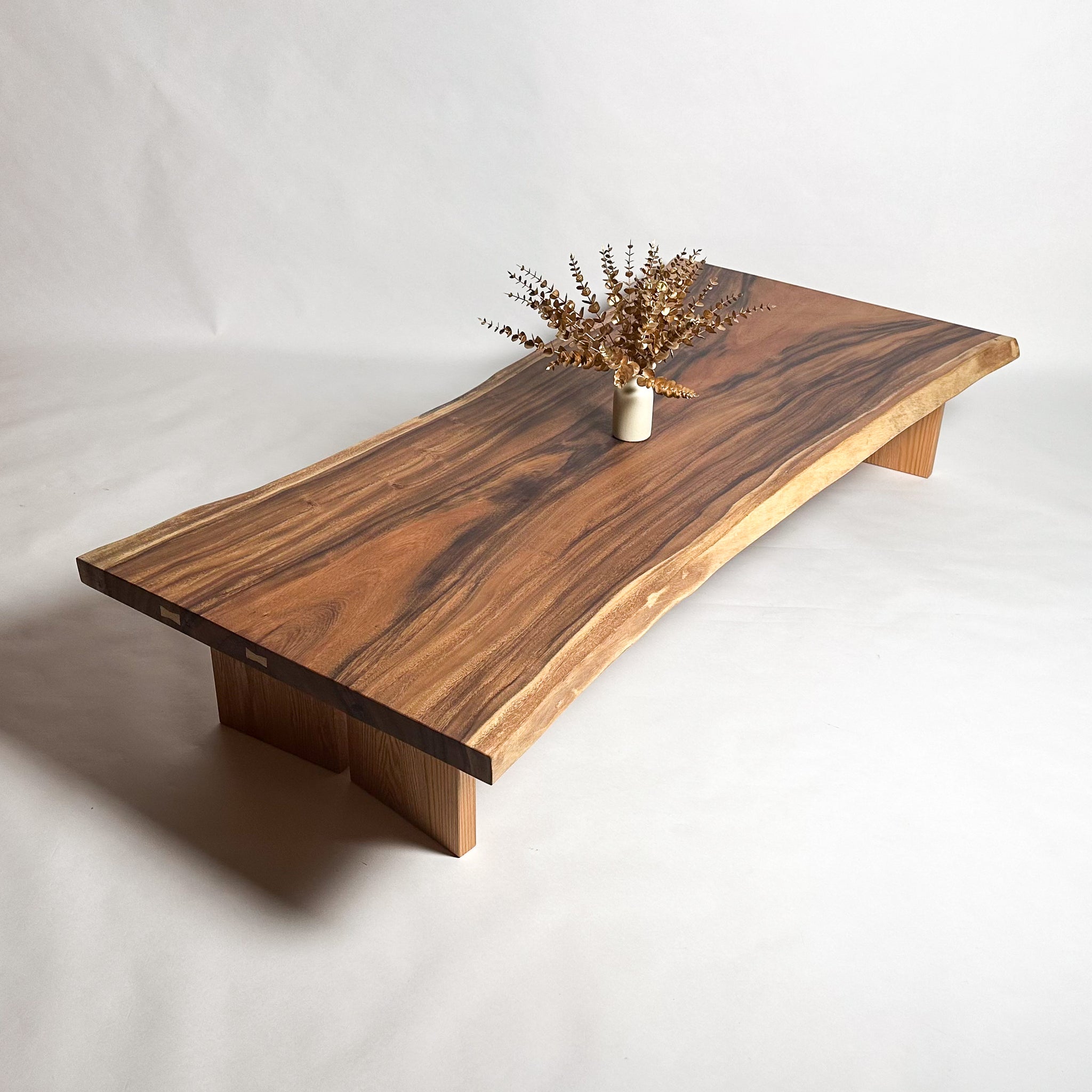 KIDOMEIMOKU モンキーポッド一枚板リビングテーブル｜200cm(6人掛け