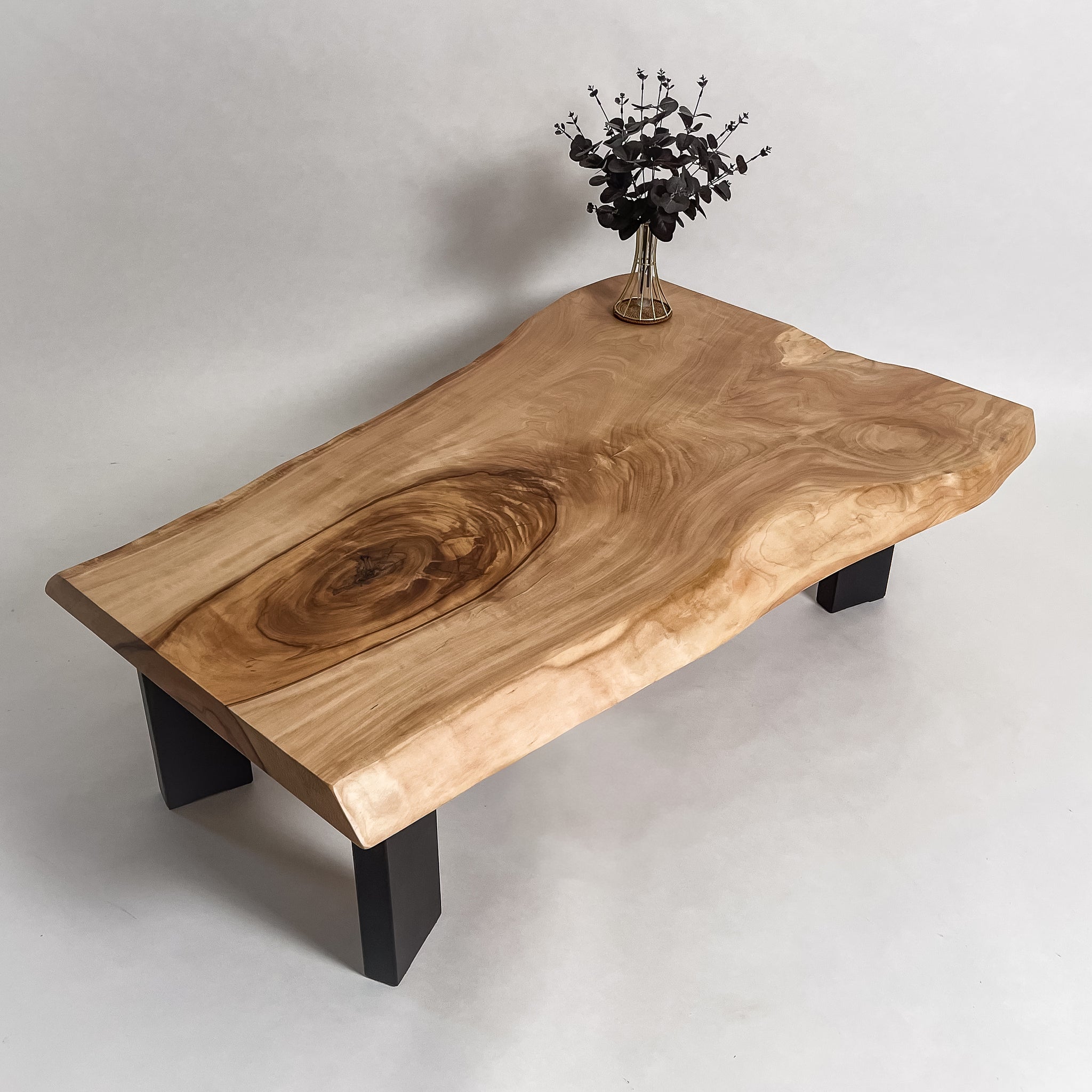 No.1899　栃（とち）/一枚板センターテーブル